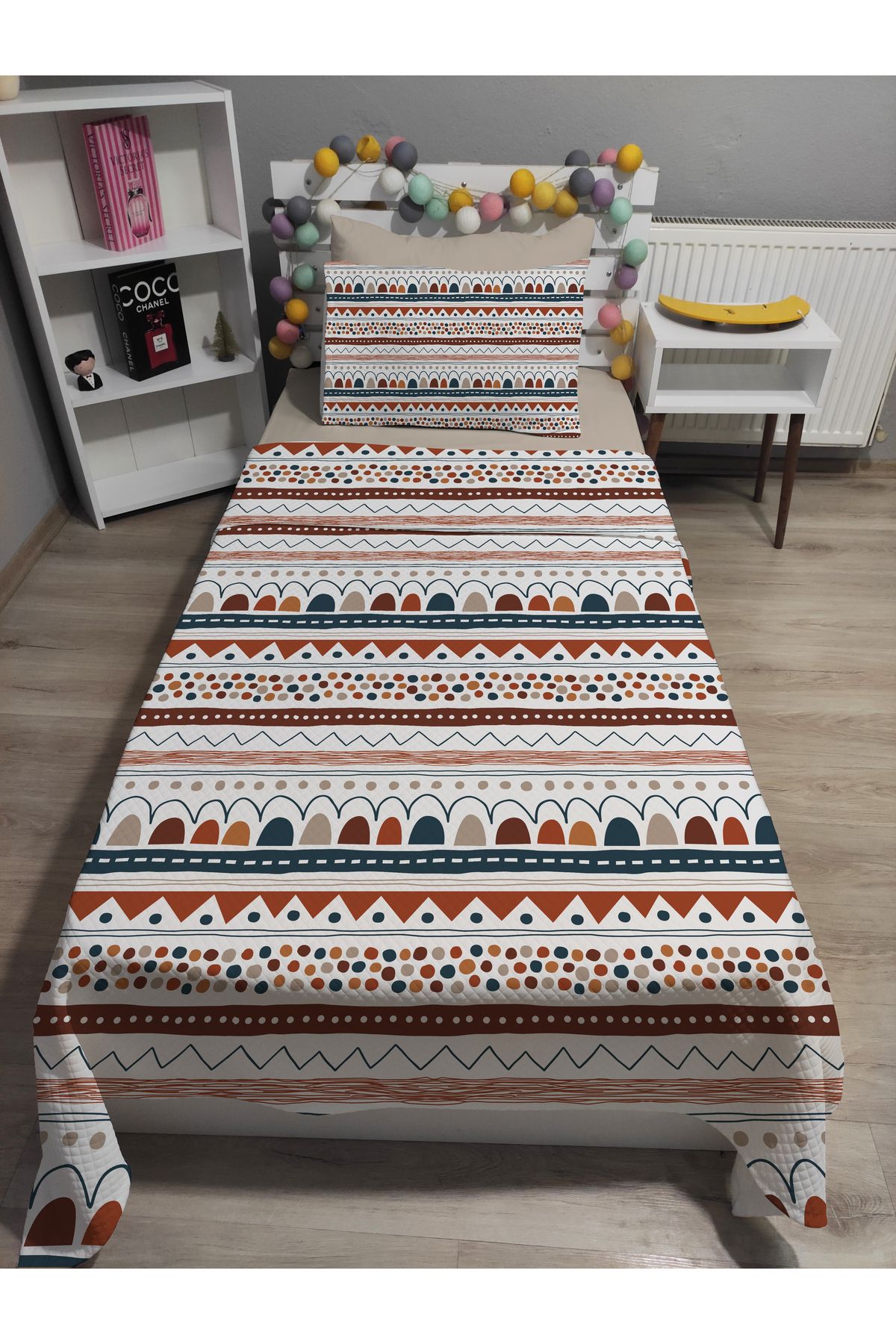yok yok evim eve dair her şey-4 Piece Geometry Patterned Single Pique Bedspread Set with Elastic Sheets 3