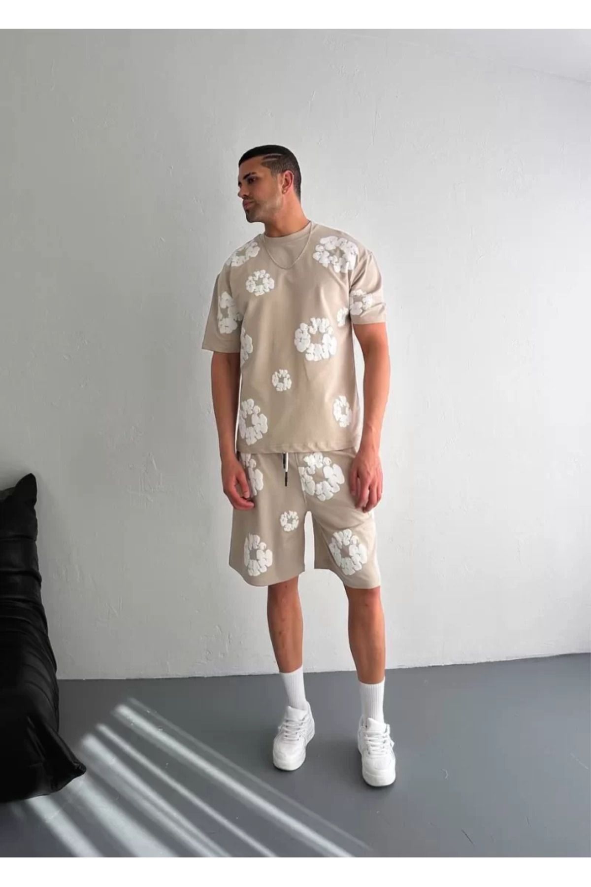BBbutik İki İplik Kumaş Baskılı T-shirt Şortlu Takım