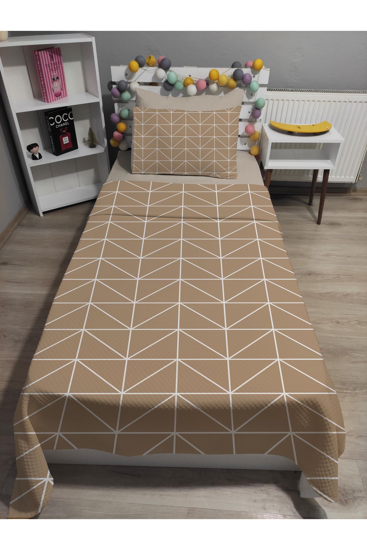 yok yok evim eve dair her şey-4 Piece Geometry Patterned Single Pique Bedspread Set with Elastic Sheets 3