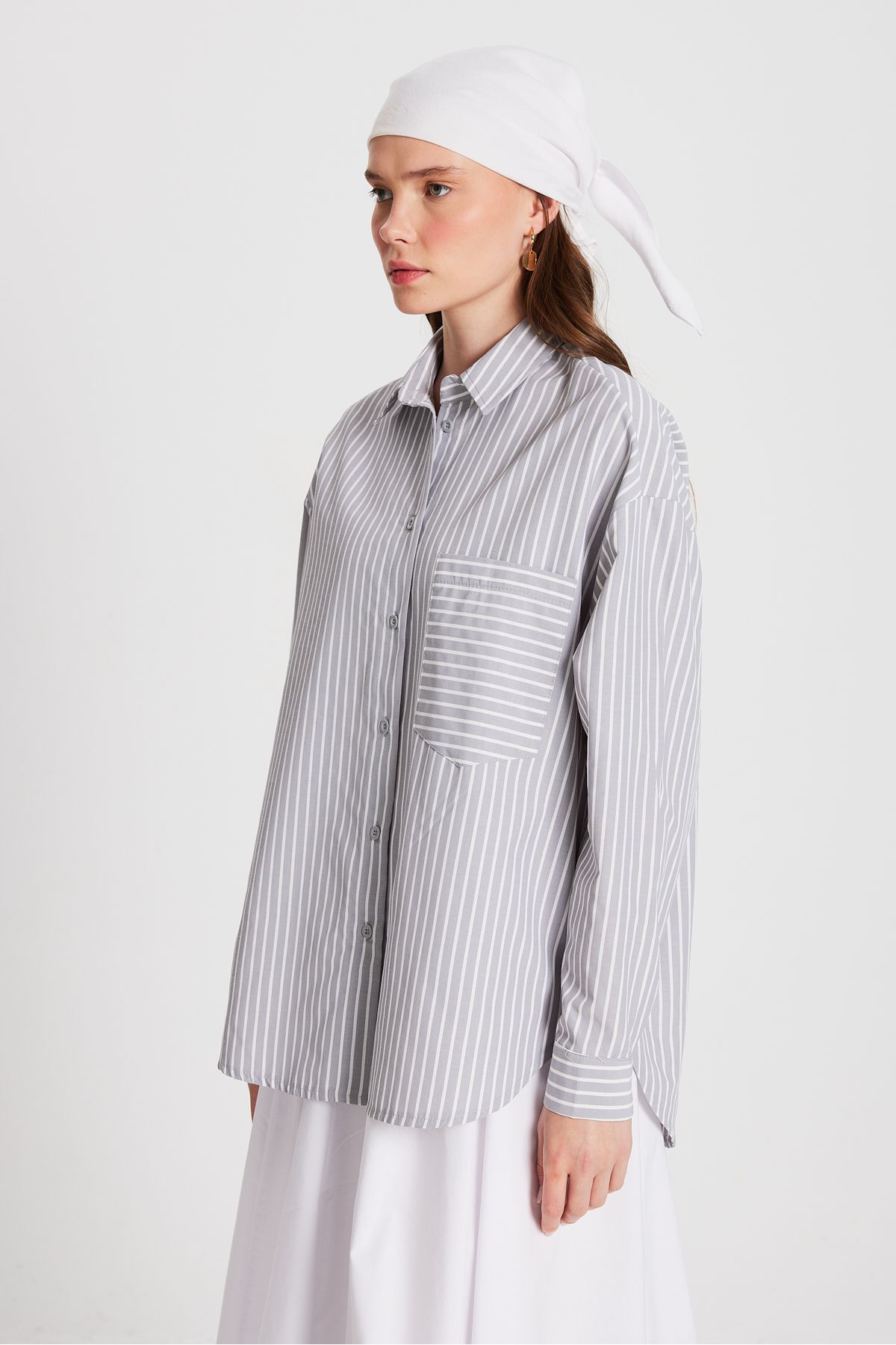 minaaise-Oversize szürke fehér csíkos ing - zseb, 27135-ös modell 3