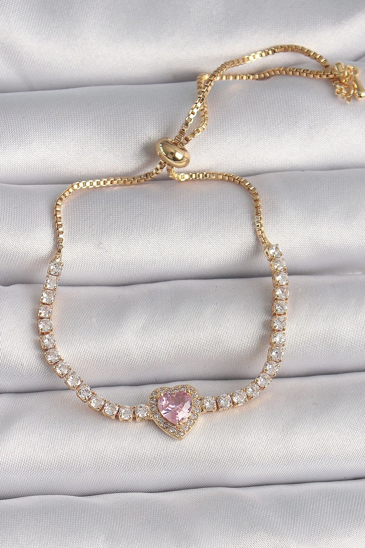 STOREMAX Pirinç Gold Renk Su Yolu Zirkon Taşlı Pembe Zirkon Taşlı Kalp Asansör Model Charm Kadın Bileklik