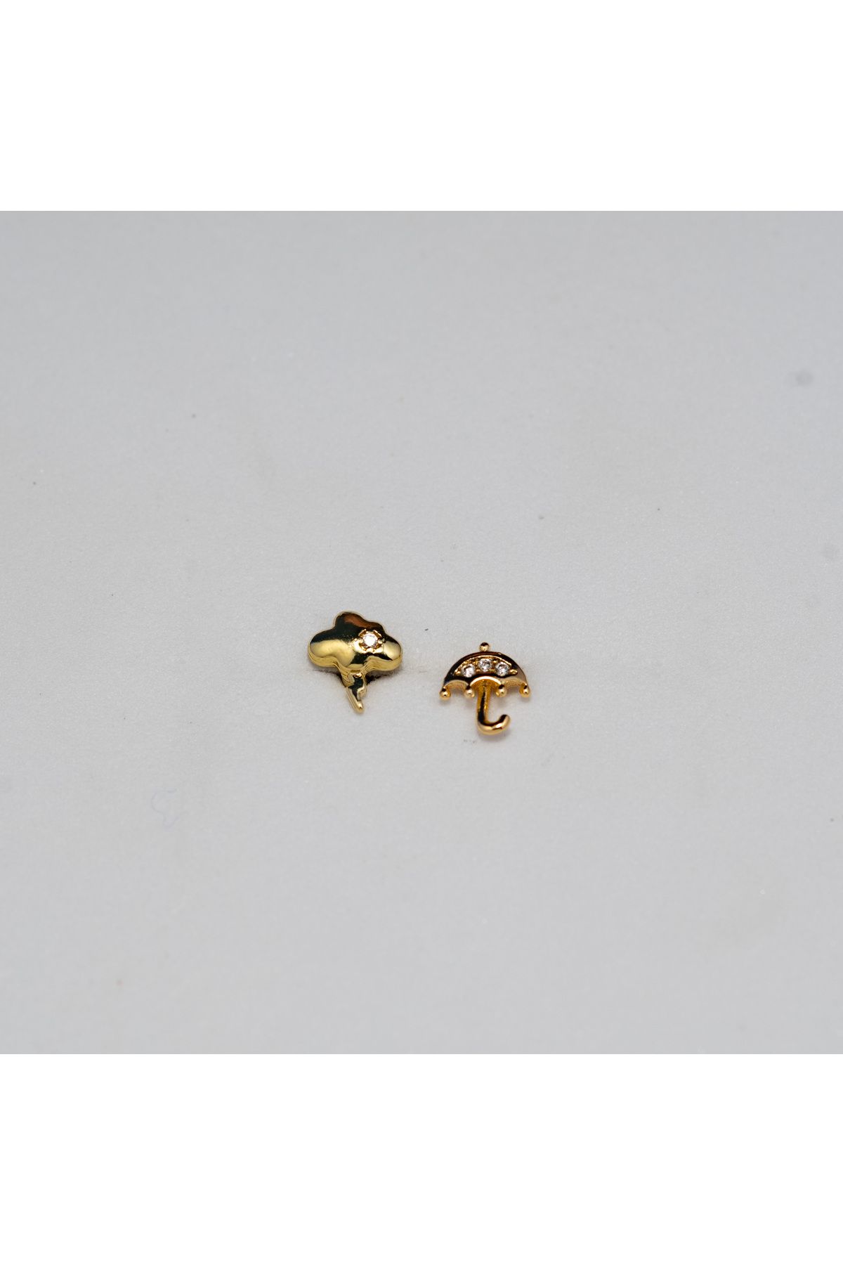 Piercing by Sever KOMBİN BULUT VE ŞEMSİYE ÇELİK PIERCING… ALTIN/GOLD RENKLİ ve ŞEFFAF TAŞLI (TARGUS HELIX CONCH FLAT)
