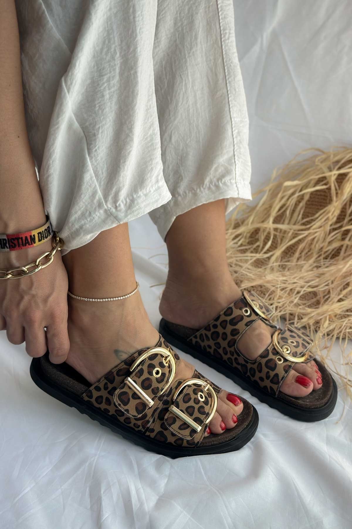Shoebutik-شبشب نسائي من كايل أصفر أسود بنمط حيوان بإبزيم مفصل 3