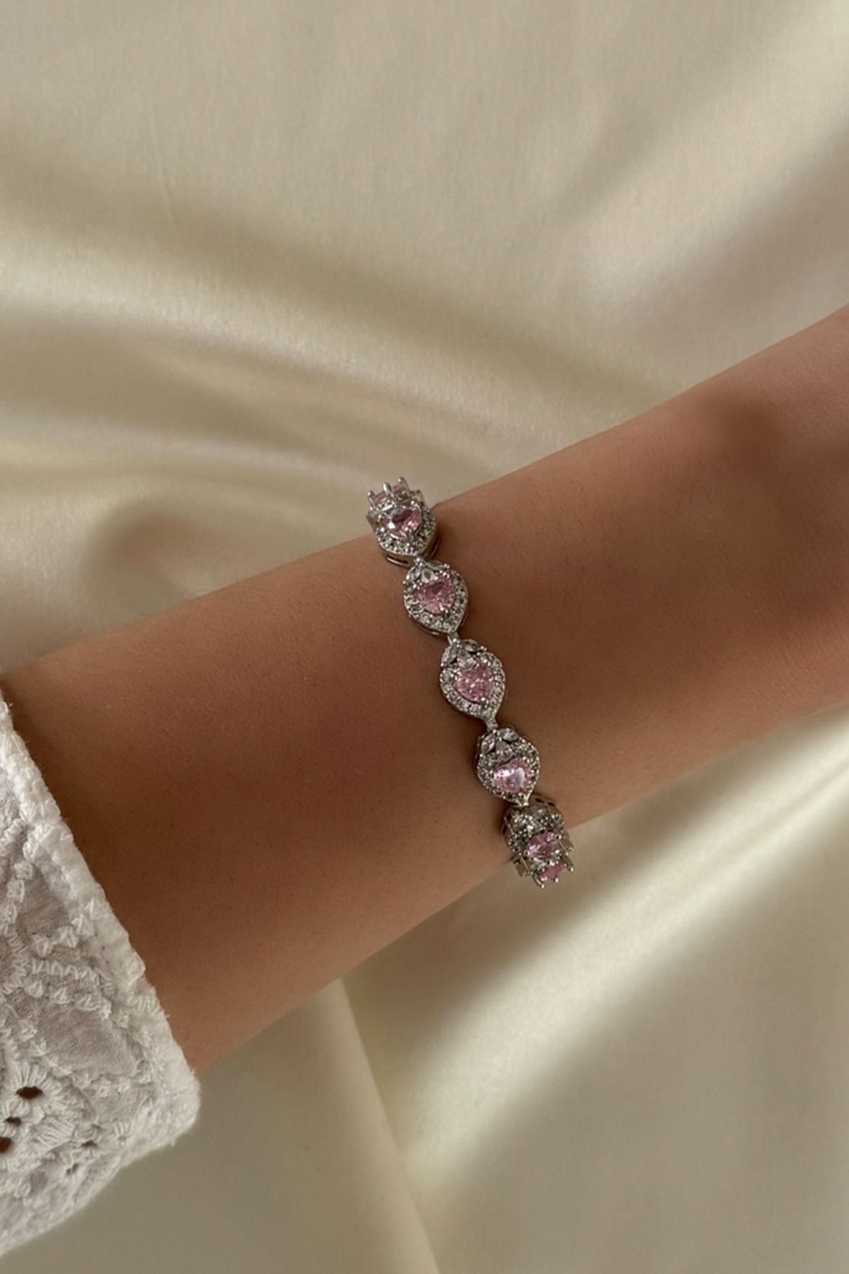 laria jewelry VIP Pembe Damla Bileklik