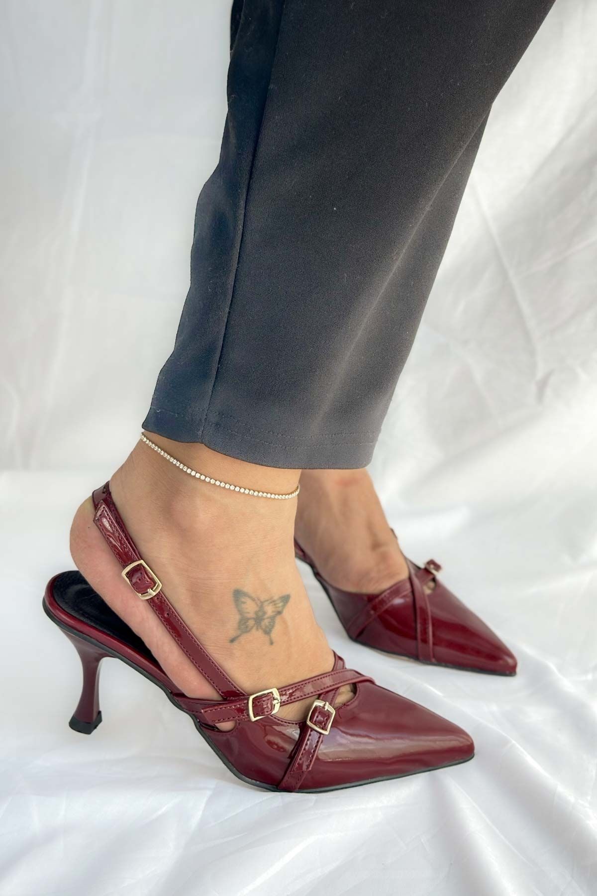 Shoebutik Theressa Bordo Rugan Çift Bant Detay Kadın Topuklu Ayakkabı