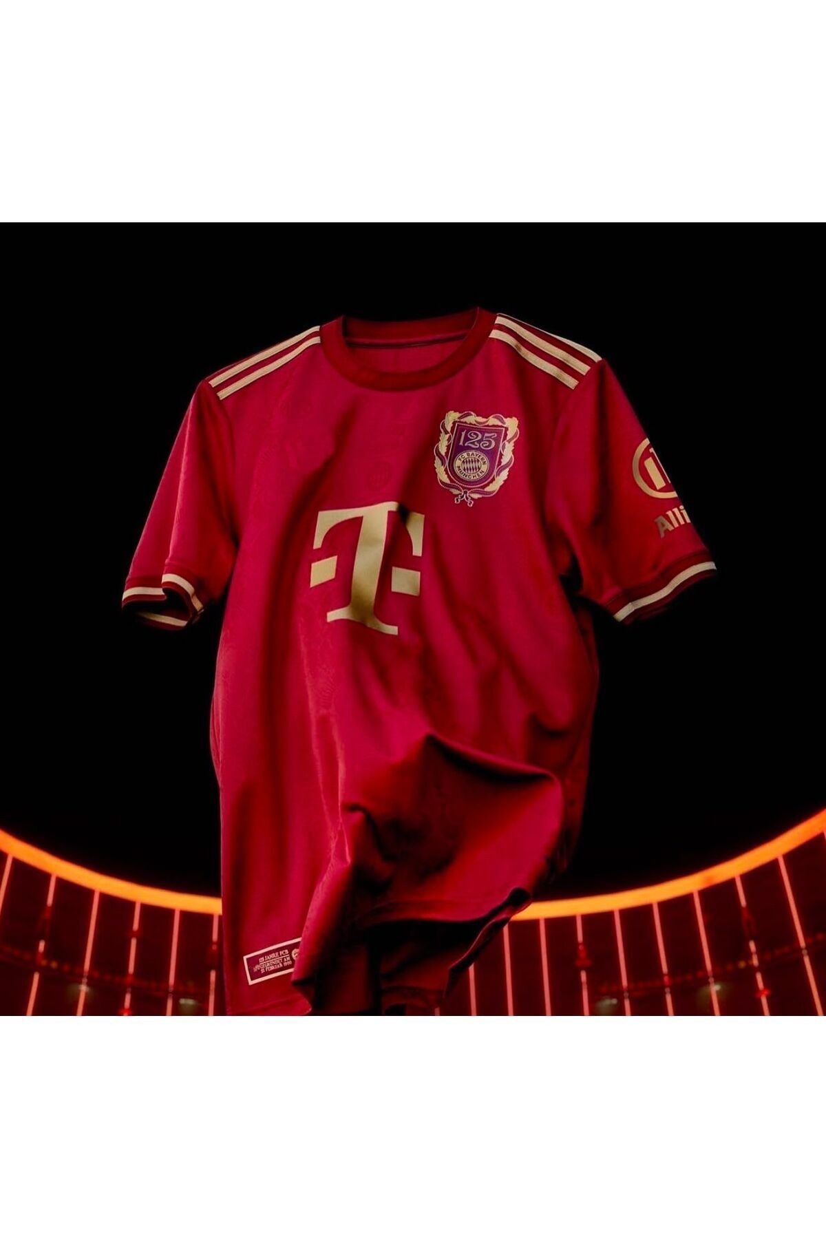 feriköy Bayern/Münih 125.Yıl Forması