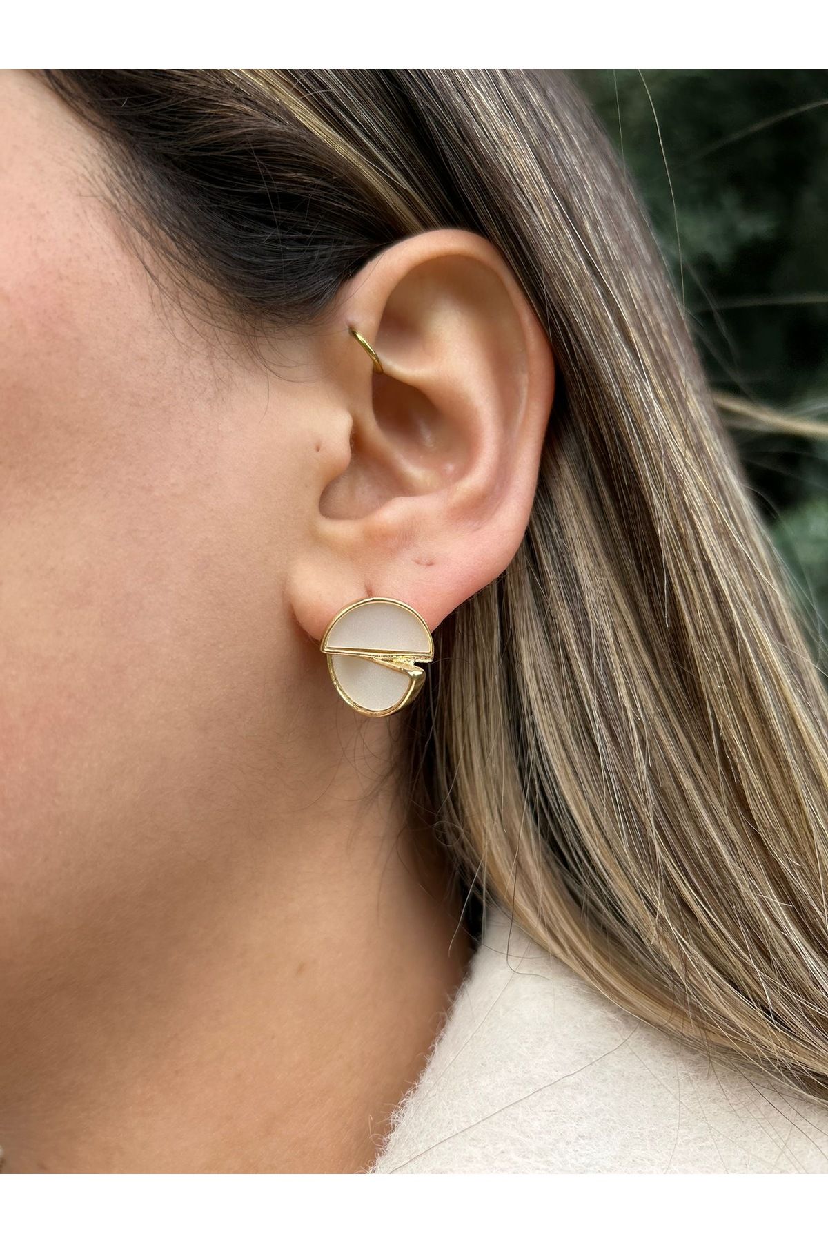 Mayda accessorises Beyaz Geometrik Küpe