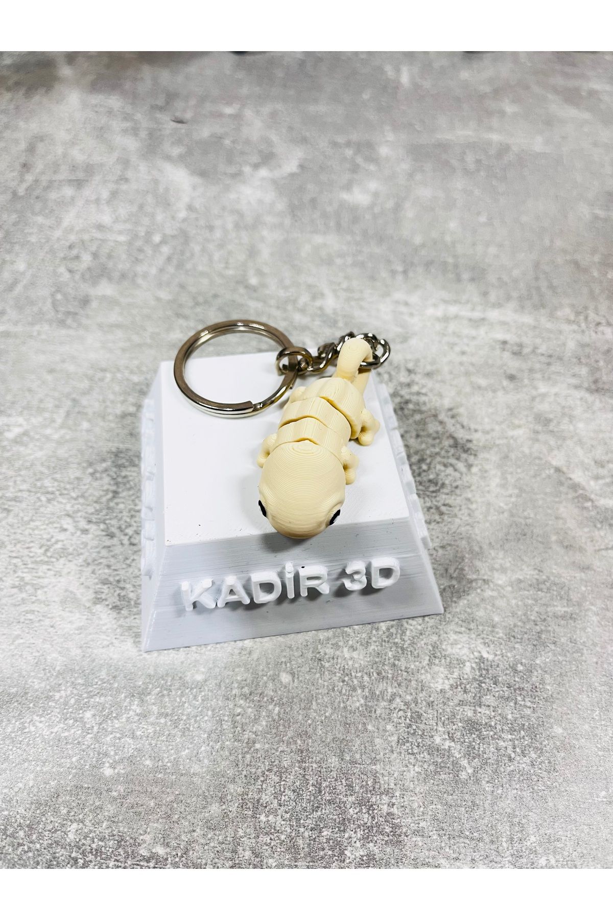 Kadir3D Bukalemun Figür Anahtarlık - Hareketli - İskelet
