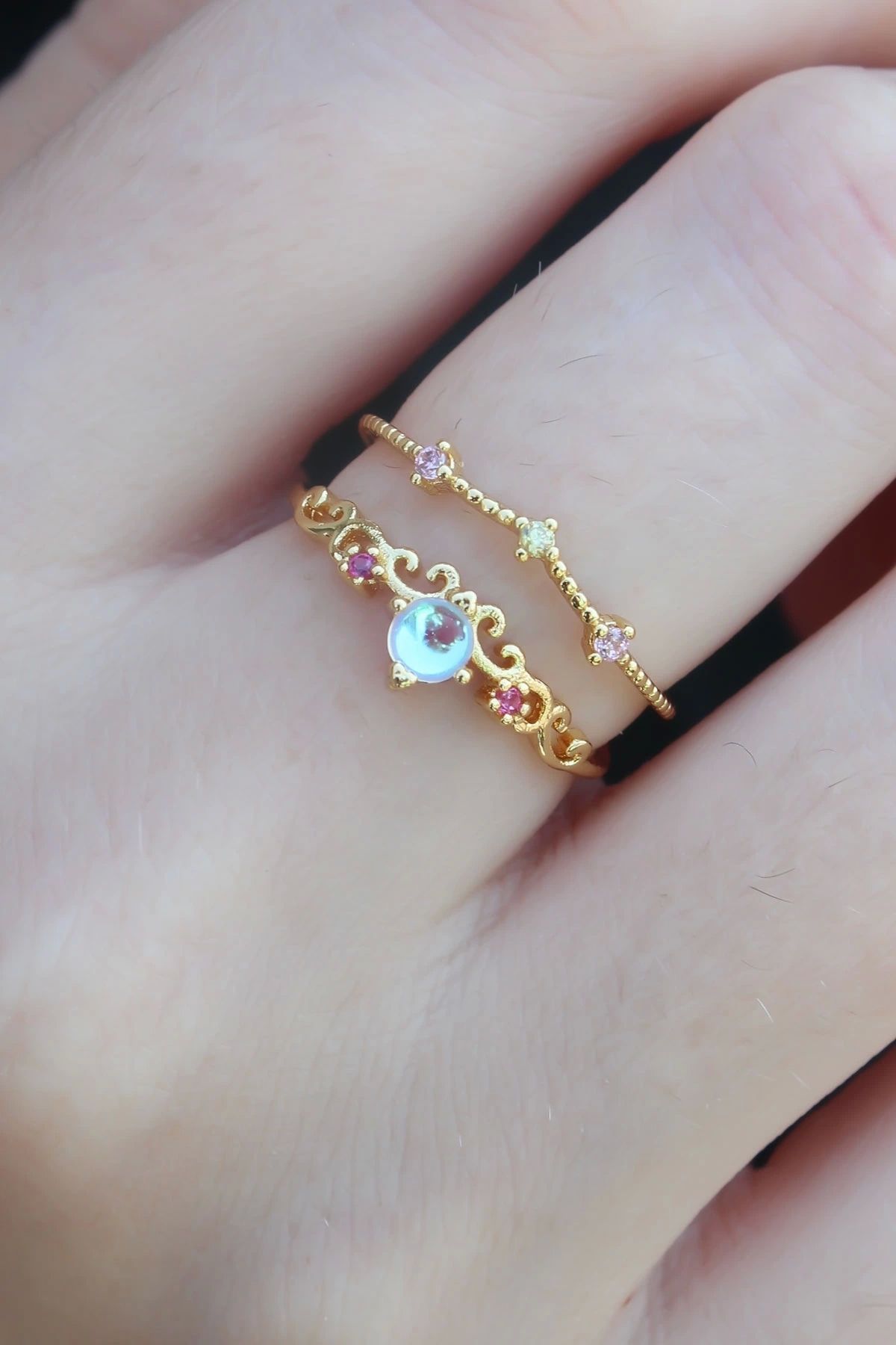 Clariss Gold Renk Zirkon Taşlı Taç Model Kadın Yüzük