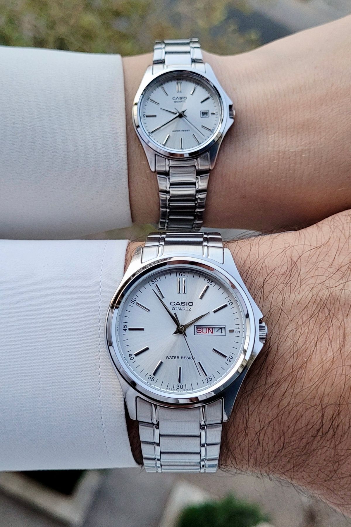 Casio-Lover Couple Wristwatch with Metallic Color Day and Calendar Function 2 Years Warranty 3