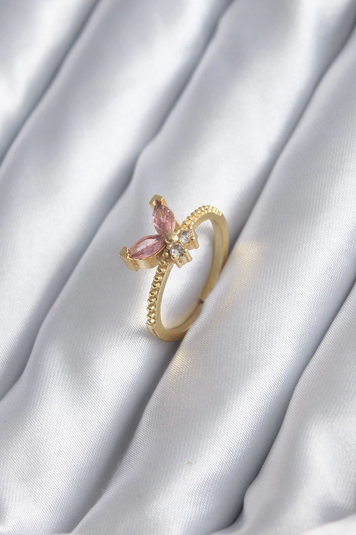 Clariss Gold Renk Pembe Zirkon Taşlı Kelebek Model Kadın Yüzük