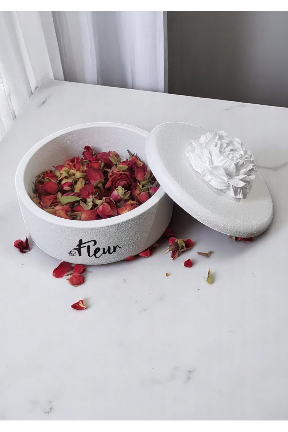FS CANDLE & HOME Decoration - Accesories Fleur - Çiçek Kapaklı Dekoratif ve Hediyelik Takı Tabağı, Sunumluk ve Çok Amaçlı Beton Kap
