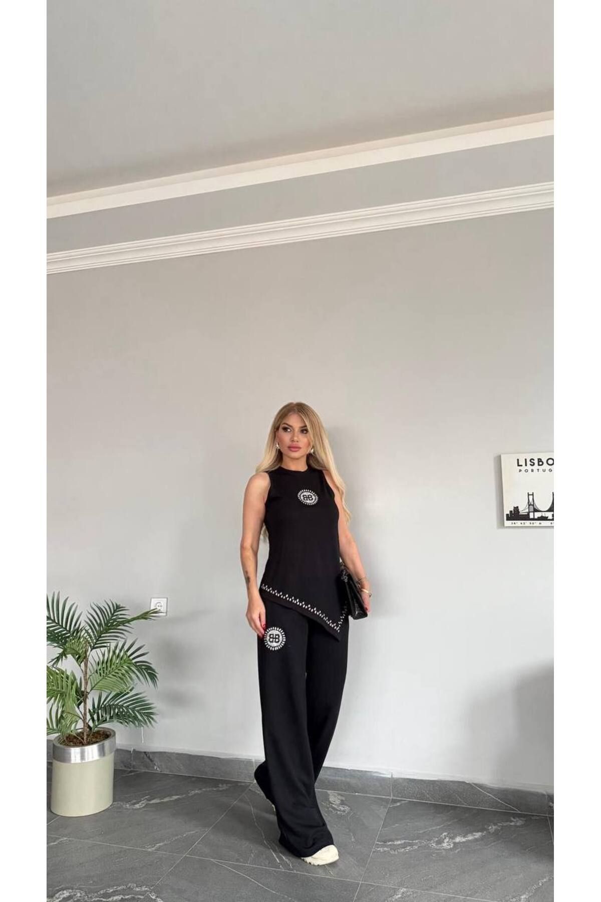 Bella Belluci Kolsuz Alt Üst Şık Takım