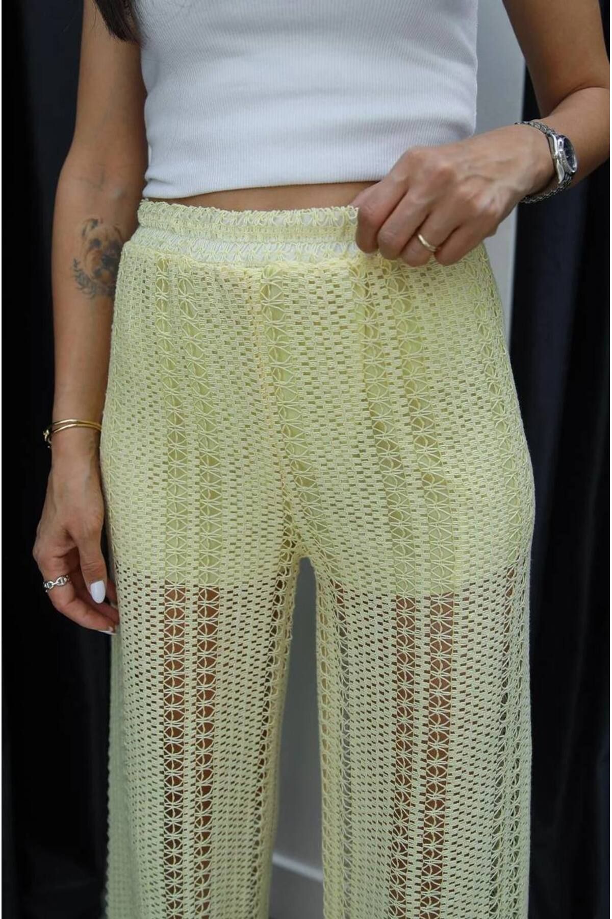 Miss Beyoğlu Dantelli Tasarım Pantolon