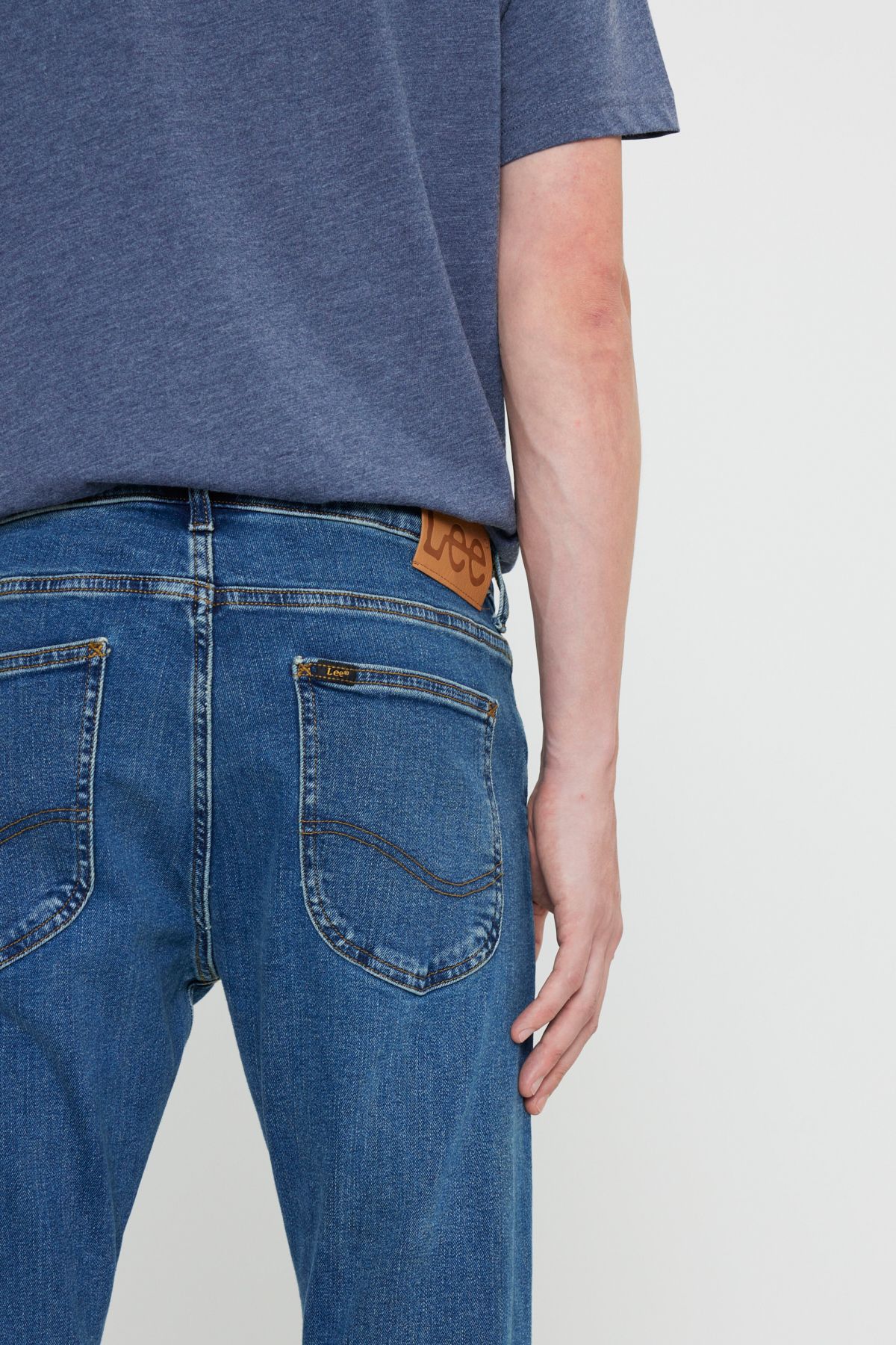 شلوار جین آبی مردانه کش دار Luke Slim Fit کمر کم Lee
