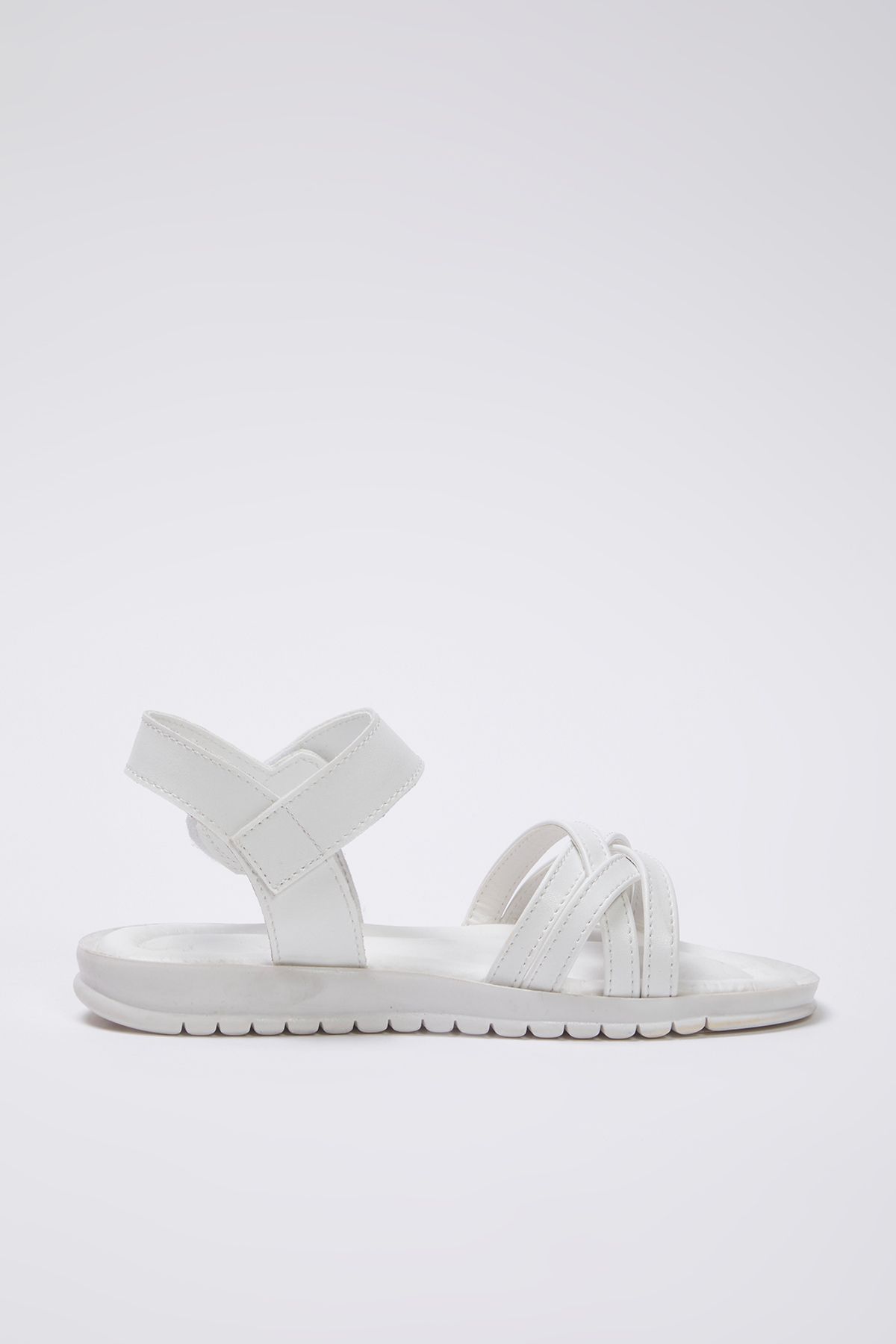 TRENDYOL SHOES Białe Sandały Na Rzep Dla Dużych/małych Dziewczynek Kobieta - 26