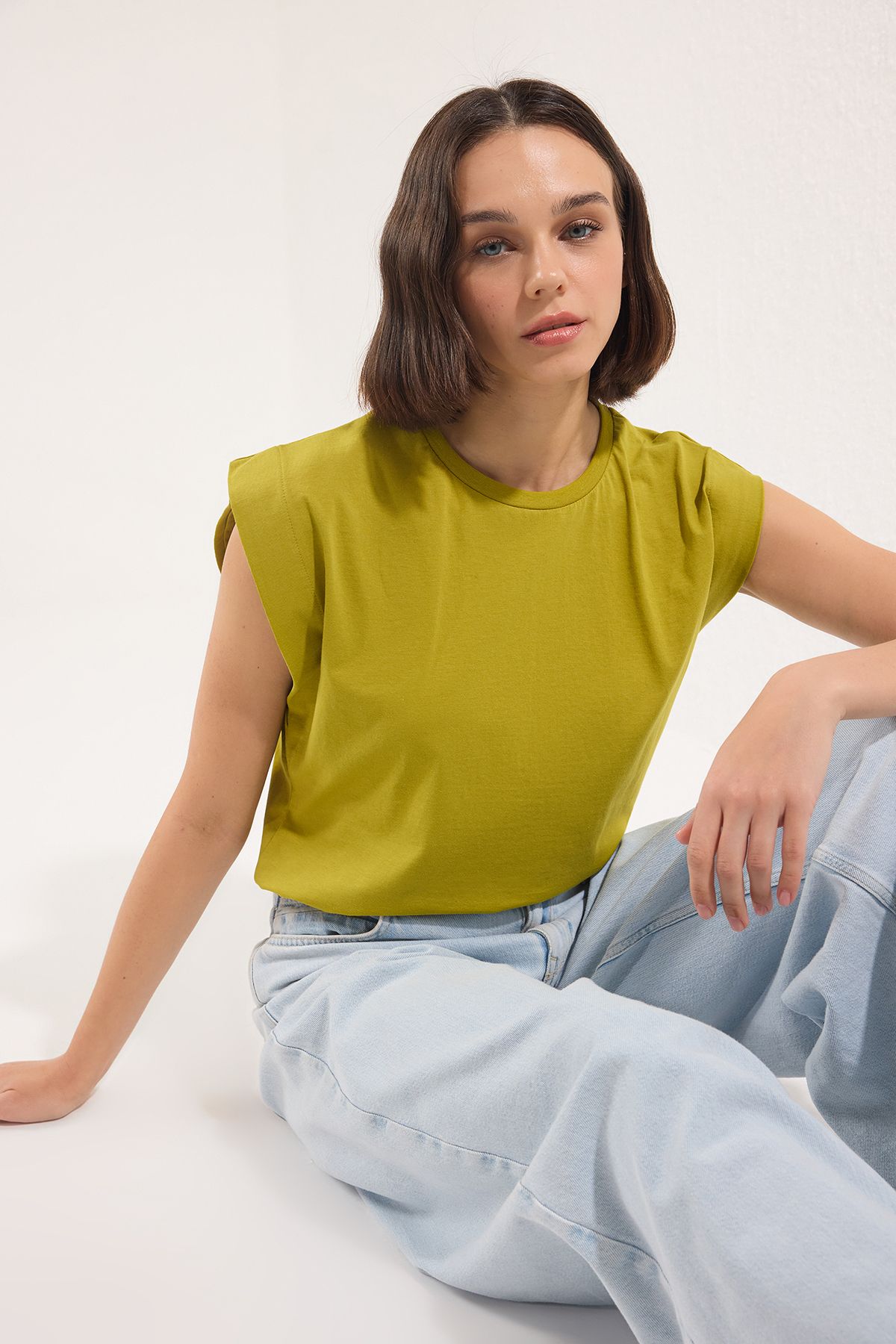 Trendyol Collection-100% Panel Oil Green Basic Biker Collar Knitted T-Shirt 2
