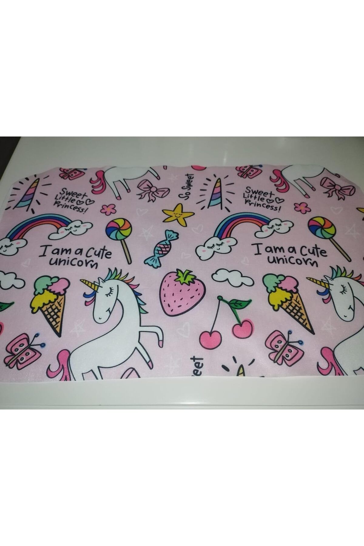 STOREMAX mrttnca Beslenme Örtüsü Renkli Desenli Beslenme Bezi 30x50cm, Sevimli At trndymrt 1087243