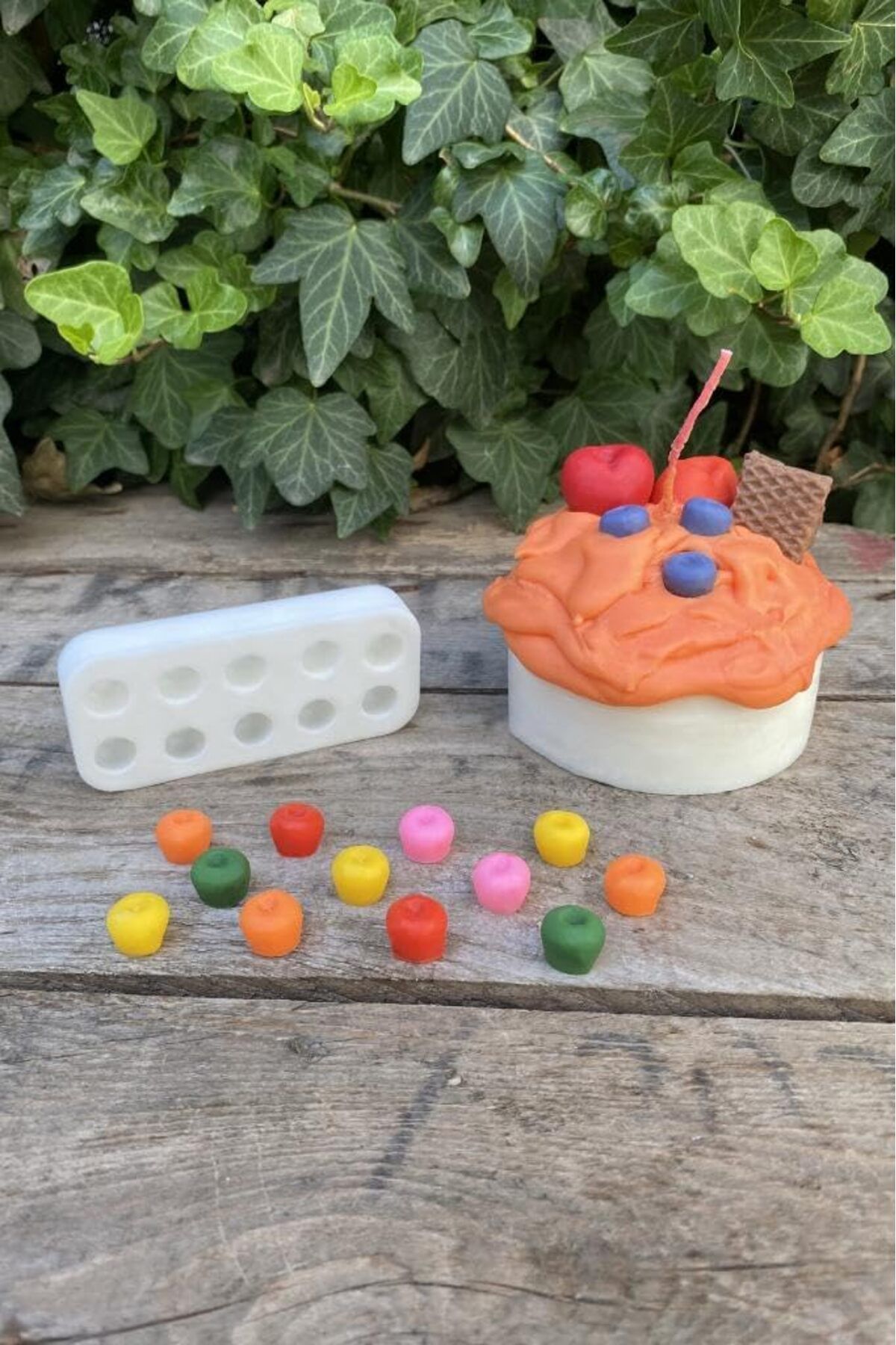 yenibagshop Concept Yaban Mersini Onlu Mum Kalıbı (Silikon) (Küçük Süsleme Kalıbı) 1 Adet