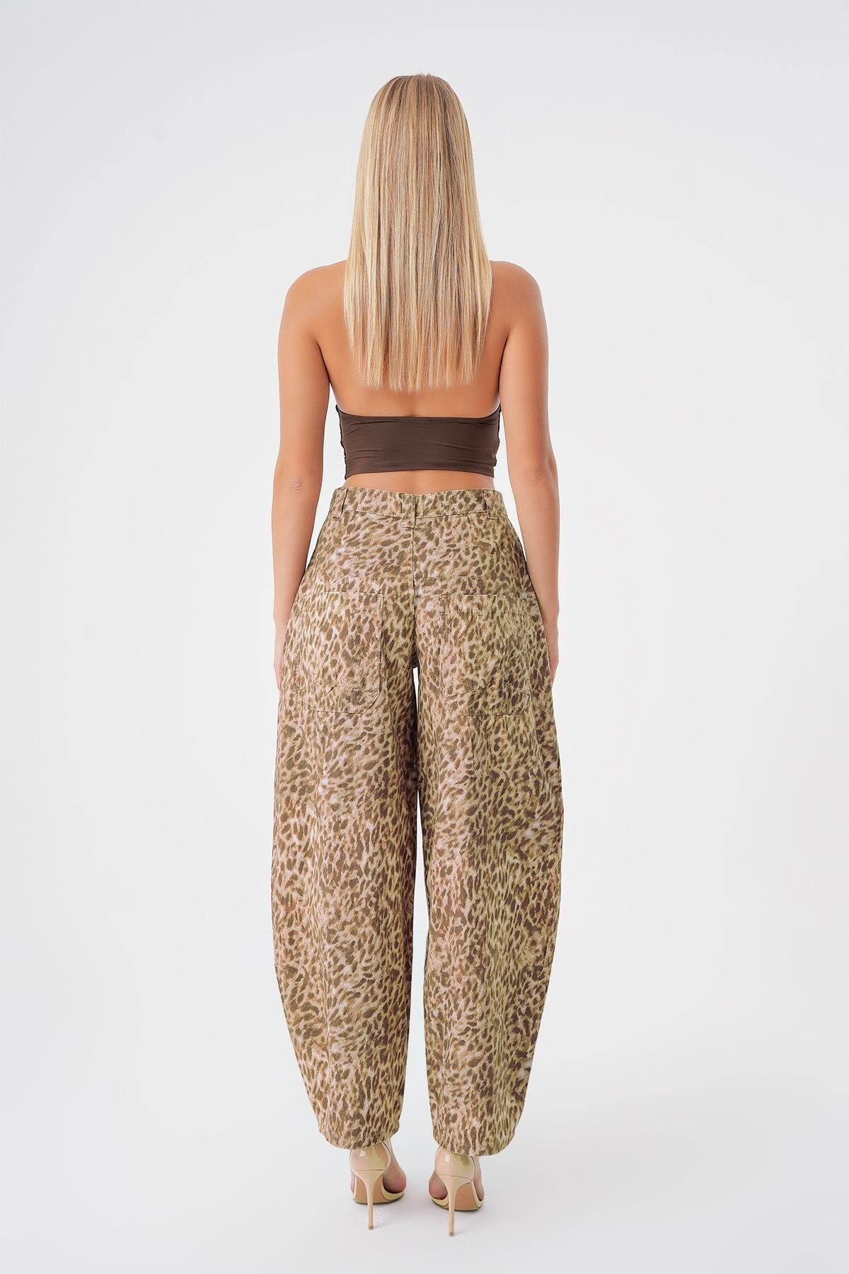 BPF-High Waist Balloon Fit Jeans - Multicolored Leopard Pattern 4
