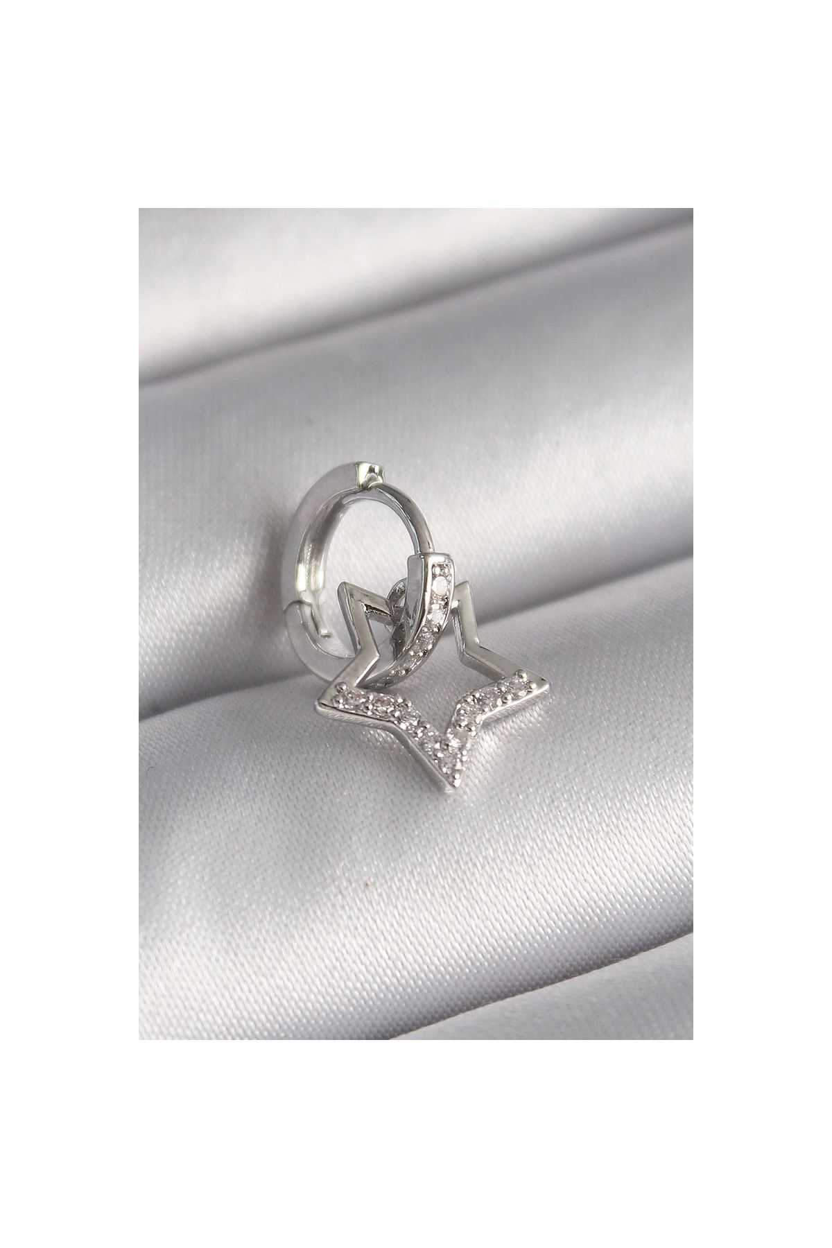 Marsilyan 316L Çelik Gümüş Renk Zirkon Taşlı Sallantı Yıldız Model Tragus Piercing - TJ-PR1317