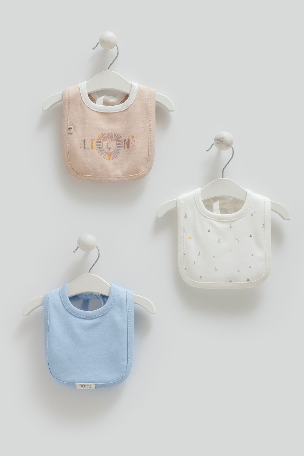 Caramell 3LÜ MAMA ÖNLÜK (0-6 AY BEBEKLER İÇİN UYUMLU) 3'lü Önlük %100 PAMUK Mama Önlüğü BEJ RENK HEDİYELİK