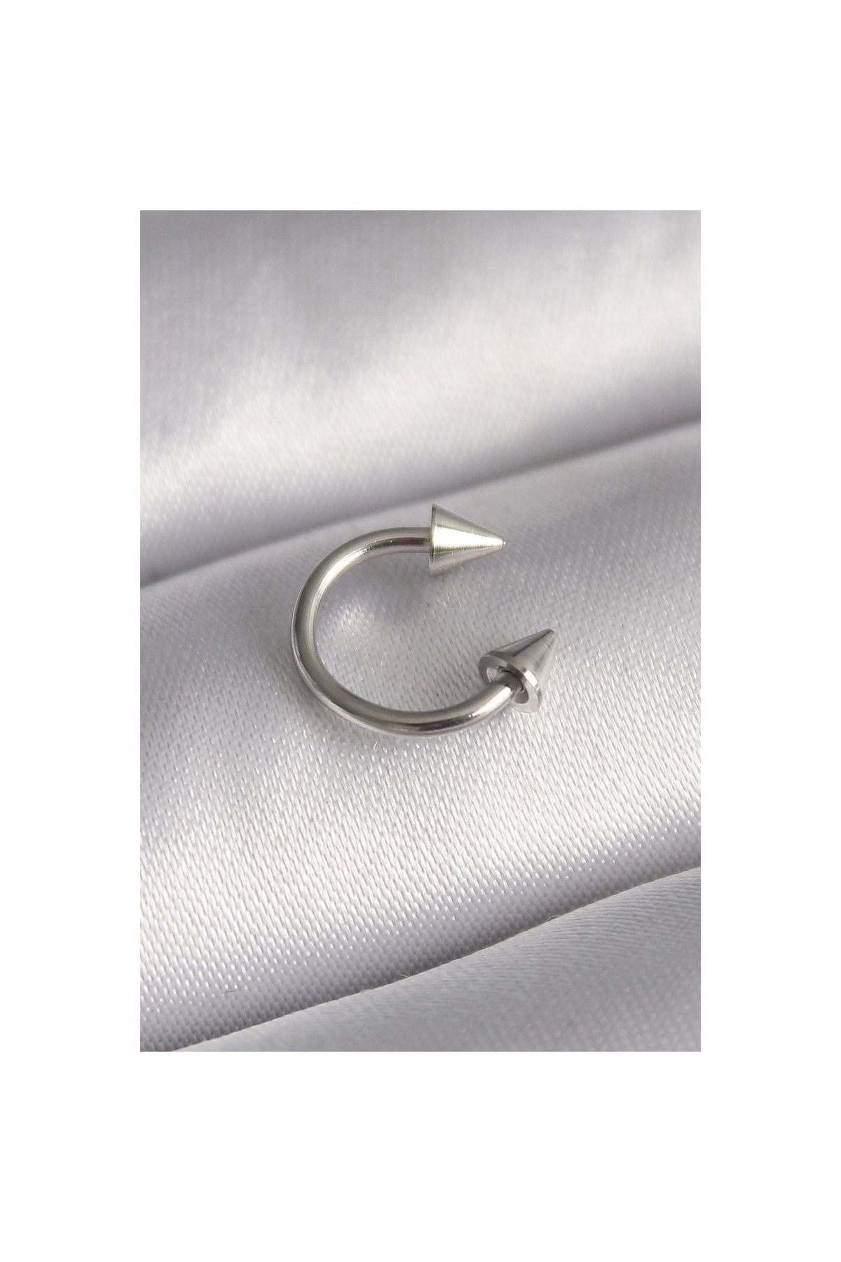 Marsilyan 316L Çelik Gümüş Renk Halka Çivi Model Kadın Piercing - TJ-PR1367