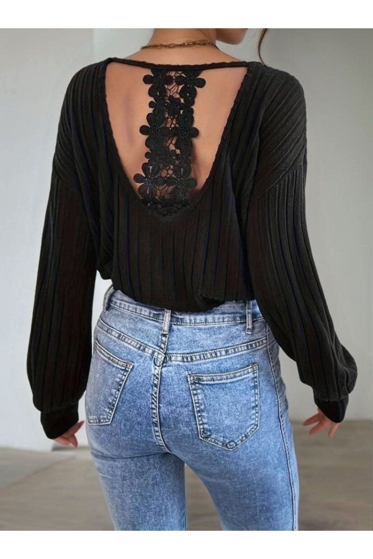 velmorafashion Kadın Uzun Kollu V Yakalı Pencere Sırt Dantel Detaylı Kalın Fitilli Kaşkorse Bluz