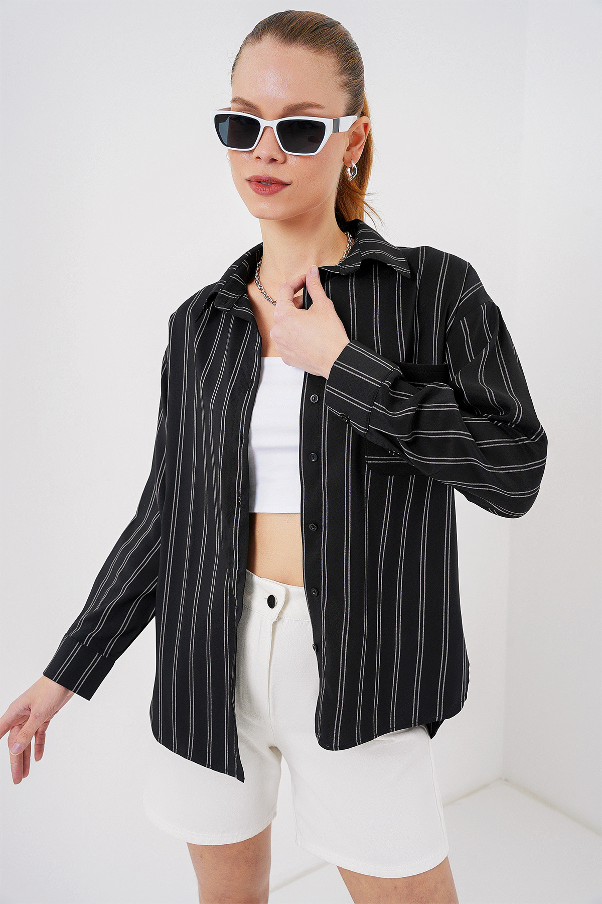 Bigdart-20143 Oversize Shirt with Pockets - Black 4