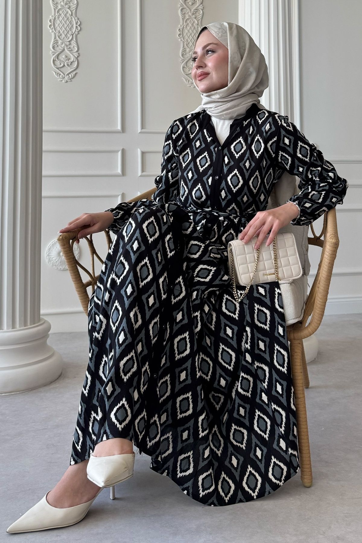 InStyle-Rochie neagră din viscoză marmorată cu model triunghi 6