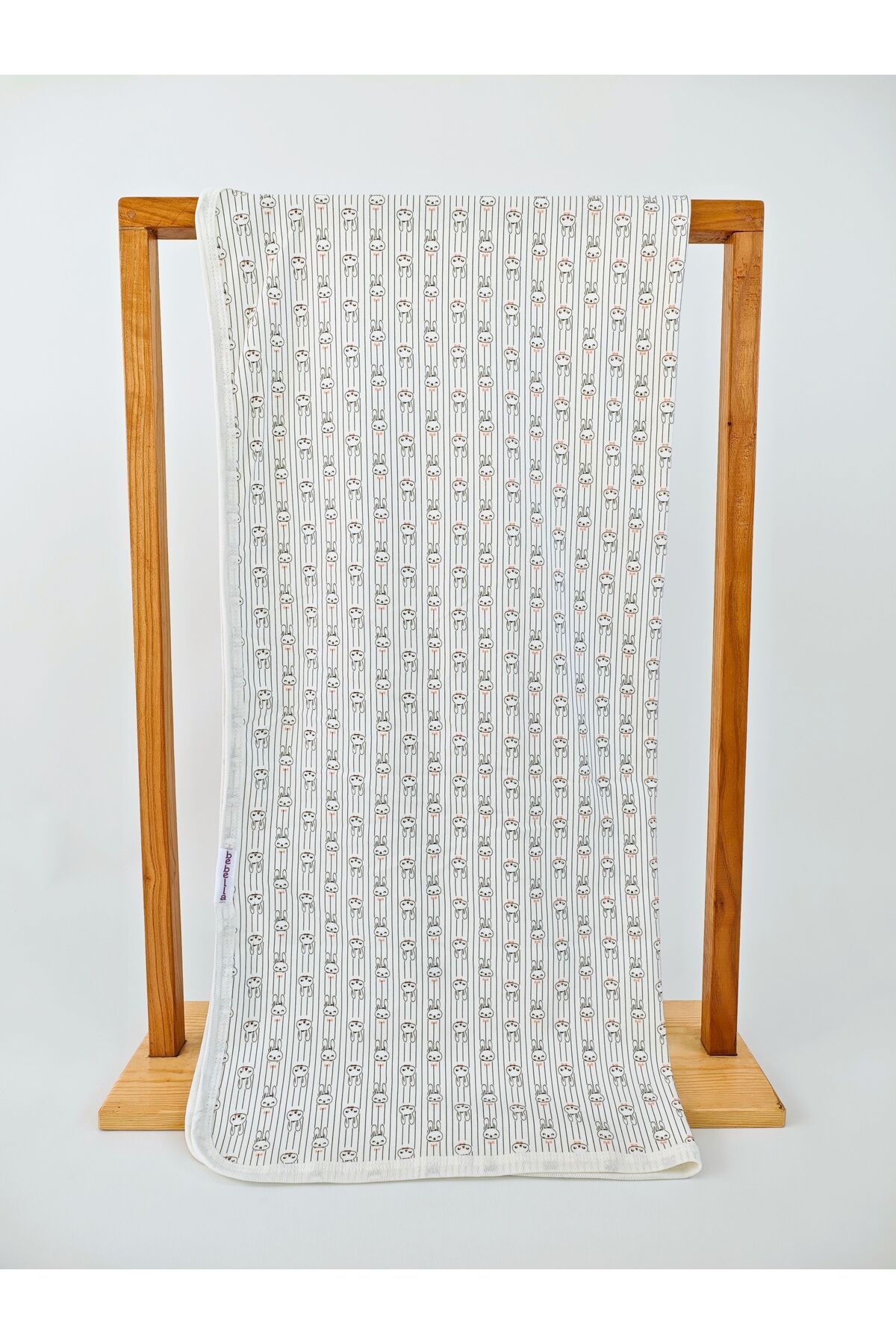 Bebella Desenli %100 Pamuklu Tek Katlı Bebek Battaniyesi 90x85cm Kız/Erkek Kundak Mevsimlik Çok Amaçlı Örtü
