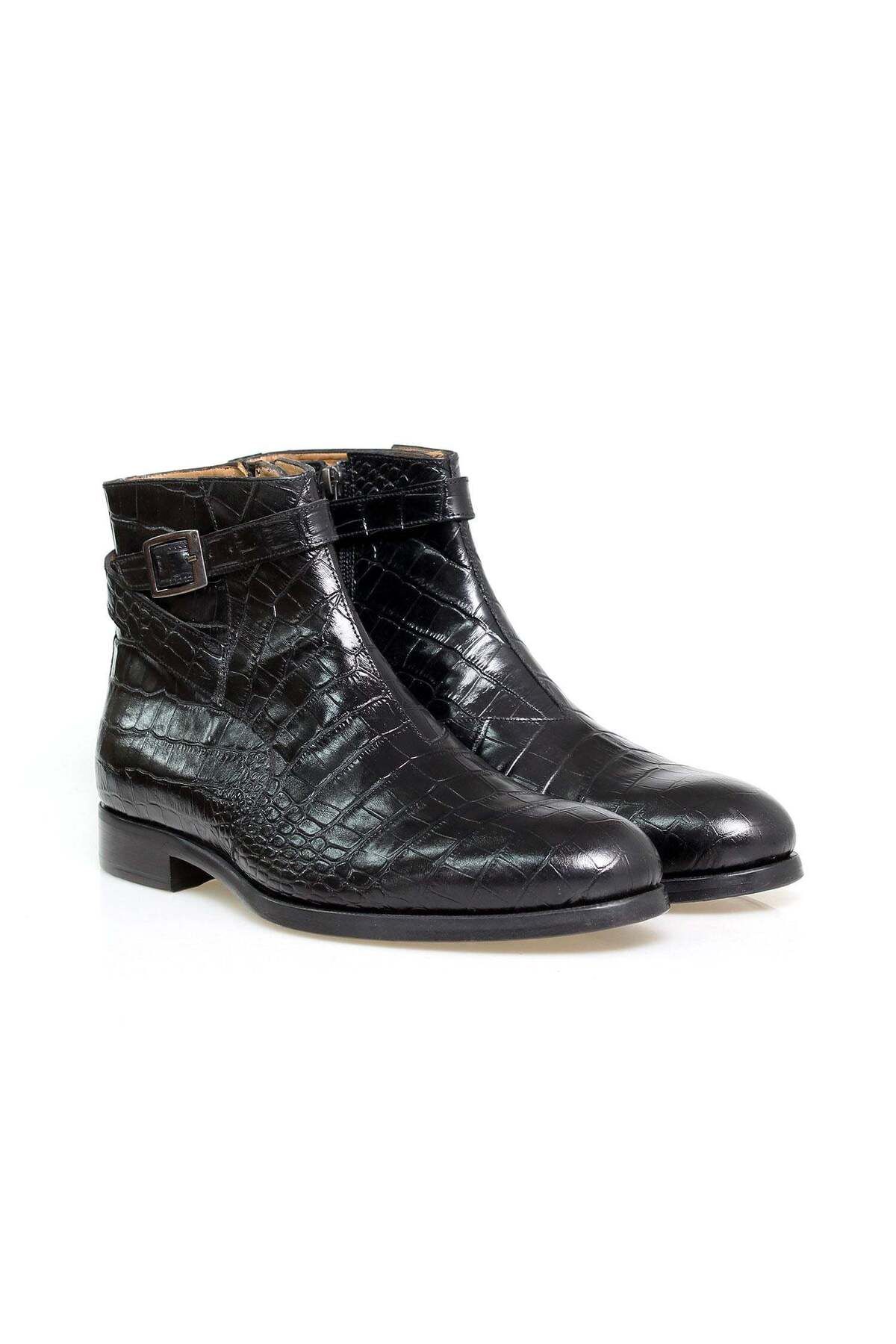 Butik SİYAH RENK BAĞCIKSIZ HAKİKİ DERİ ERKEK BOT