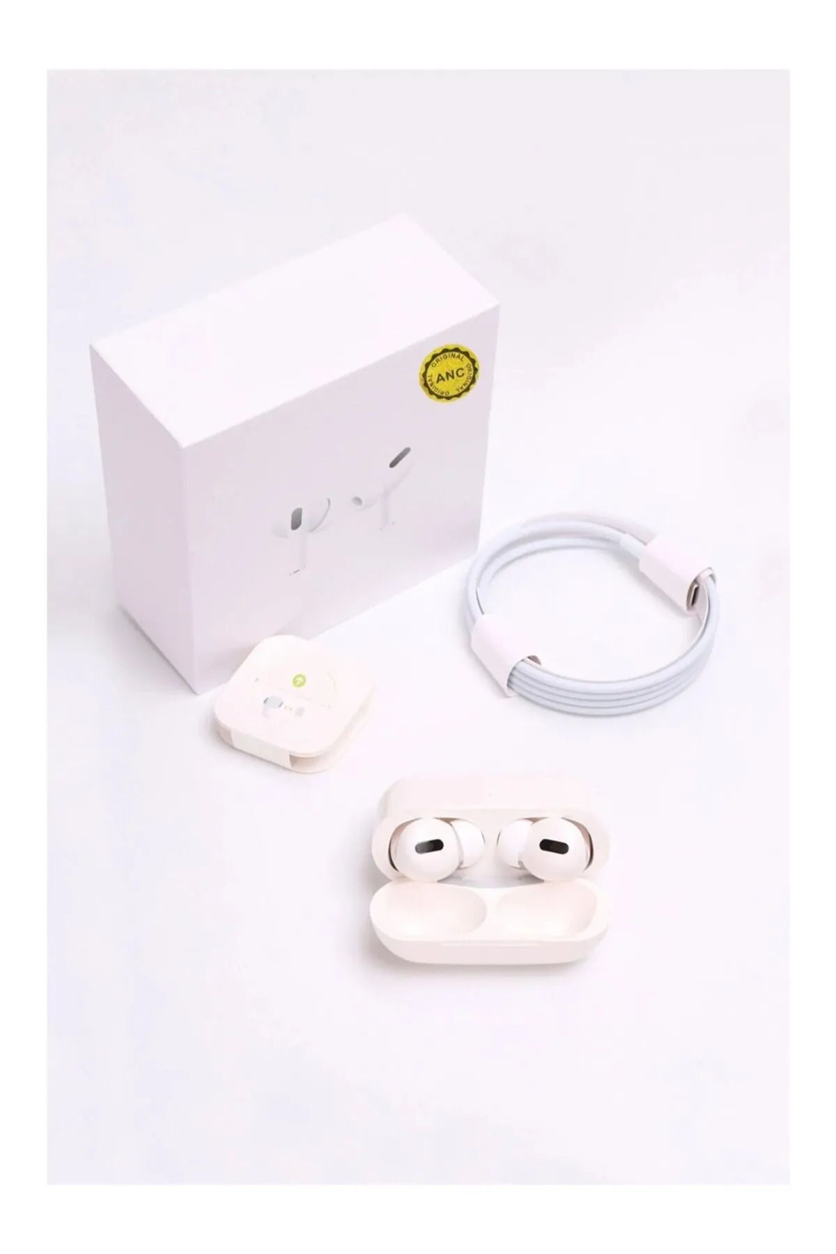 KALİTESENİNLE Beyaz 2. Nesil Pro Uyumlu Anc Kılıflı Ve Askı Ipi Hediyeli Bluetooth Kulaklık