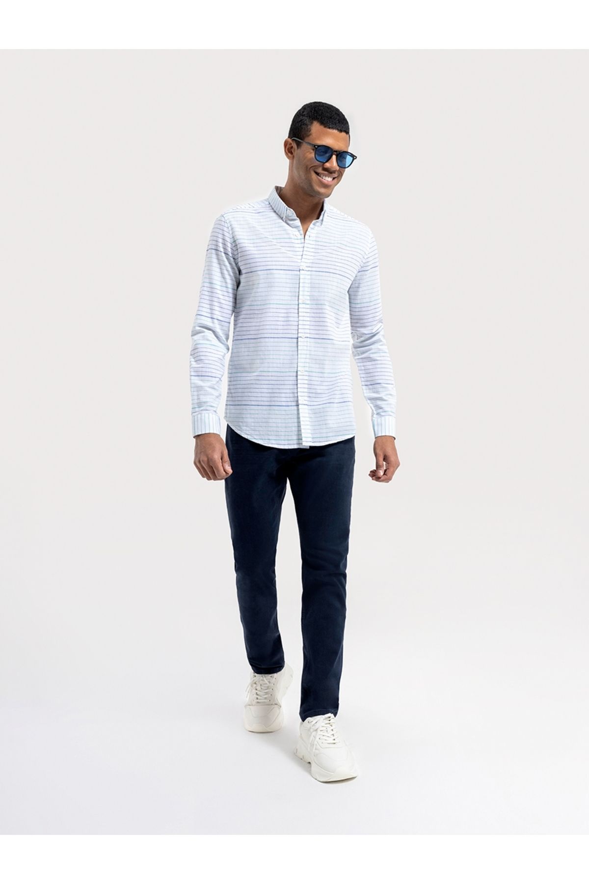 complete the look image