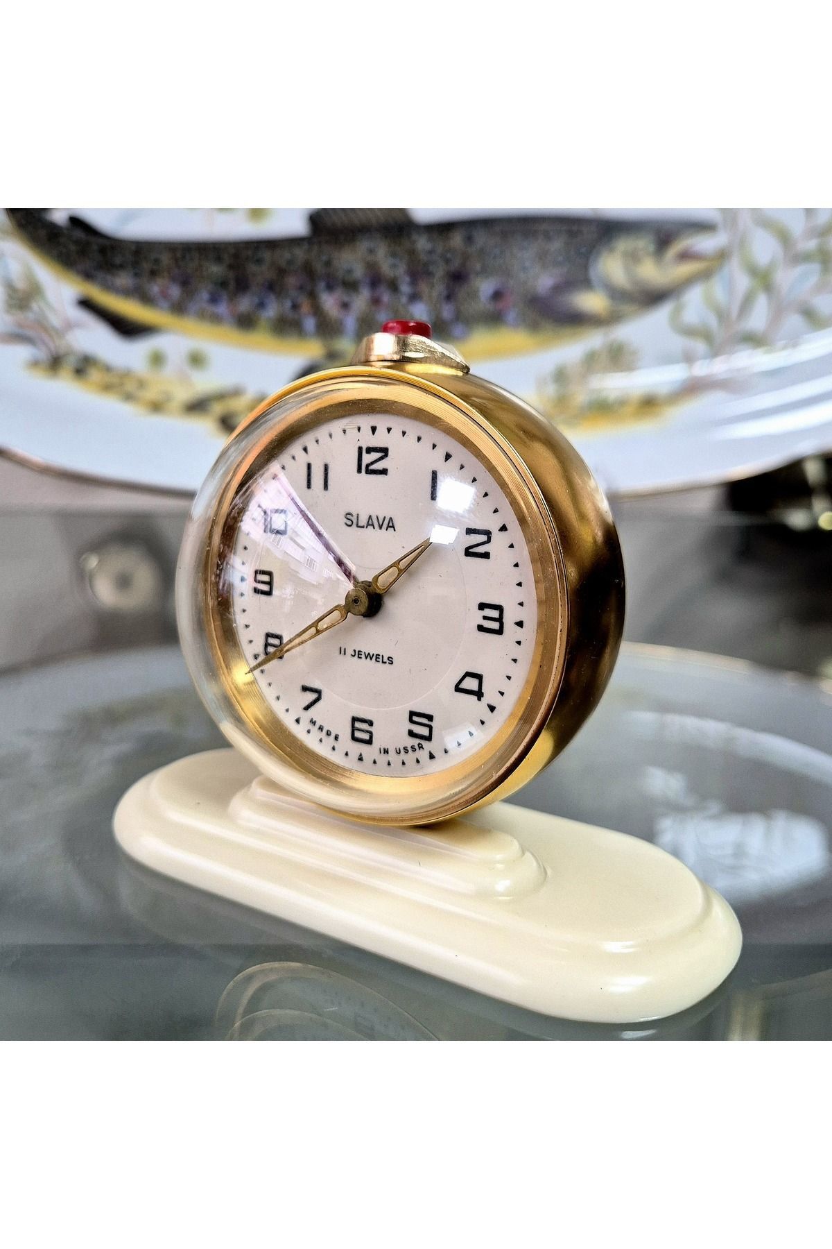 Katmer Vintage Slava Masa Saati Mekanik Kurmalı