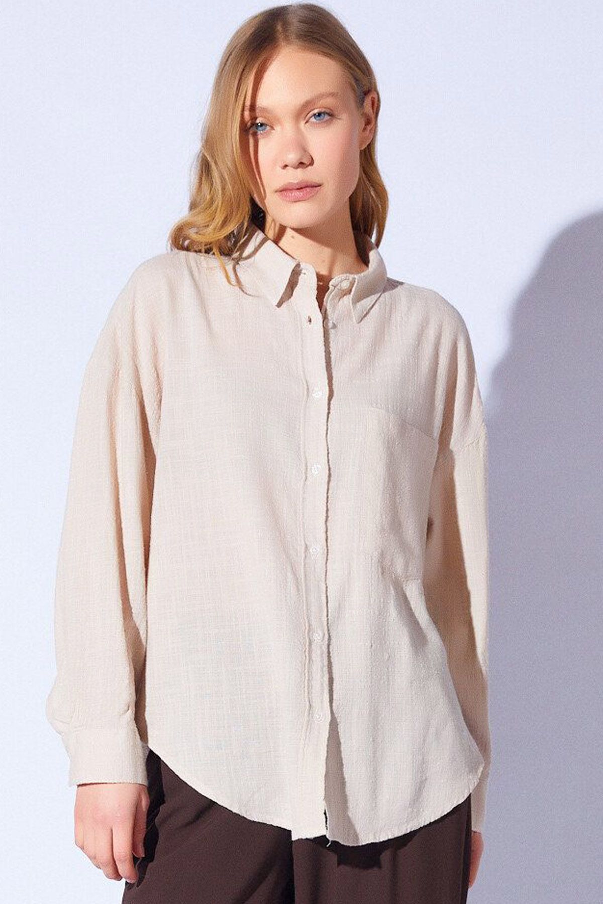 Ottawe Relaxed Fit Rahat Bol Kalıp Düğme Kapama Cepli Uzun Kollu Oversize Günlük Gömlek