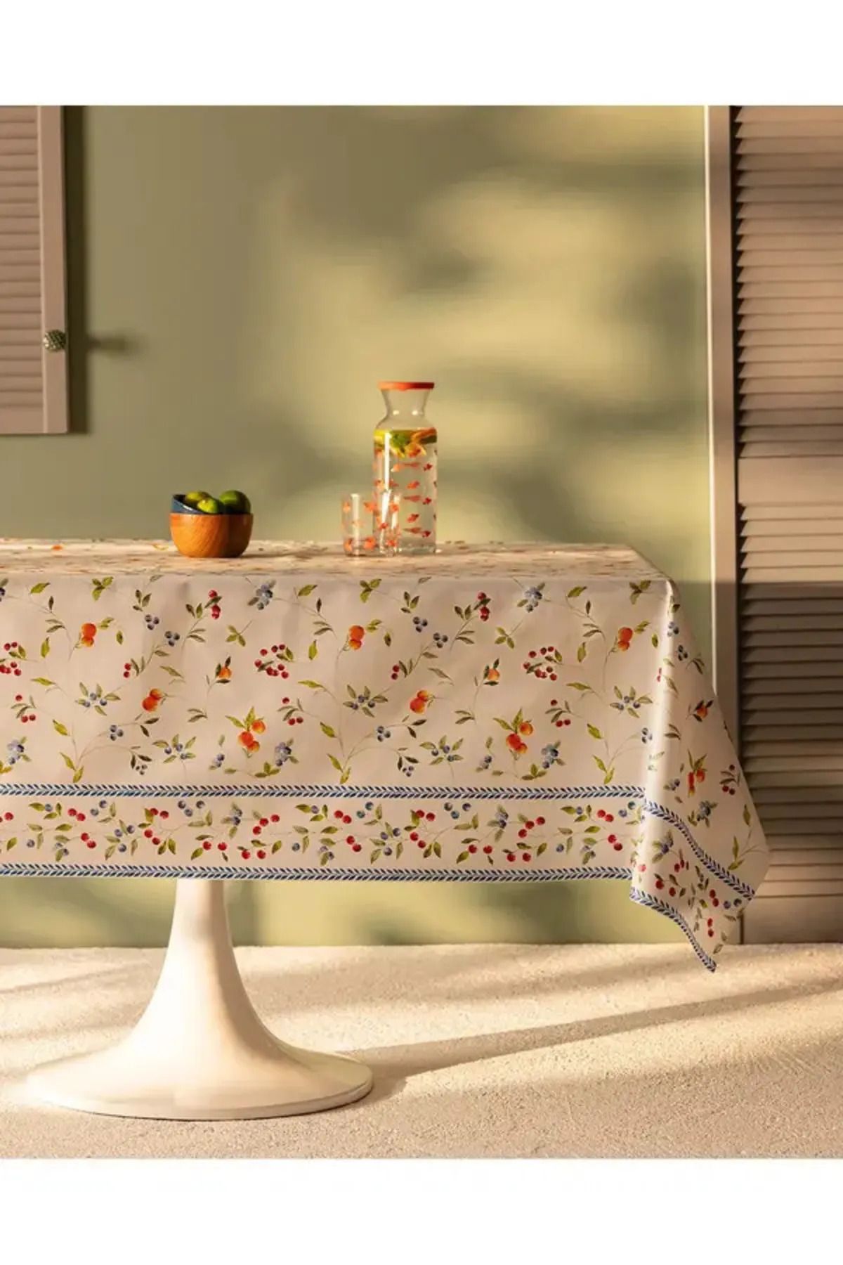 Madame Coco M.C Arbnor Pvc Masa Örtüsü - Renkli - 100x140 Cm