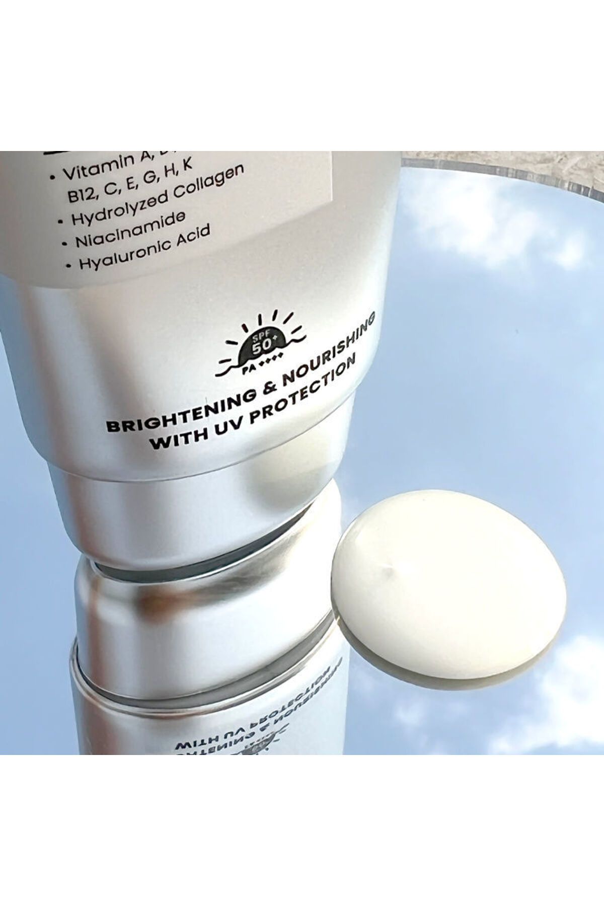 کرم ضد آفتاب صورت K SECRET VITA COLLAGEN WHITENING SUN 12 ویتامین کلاژن از SPF50+PA ++++ پشتیبانی می کند KSECRET