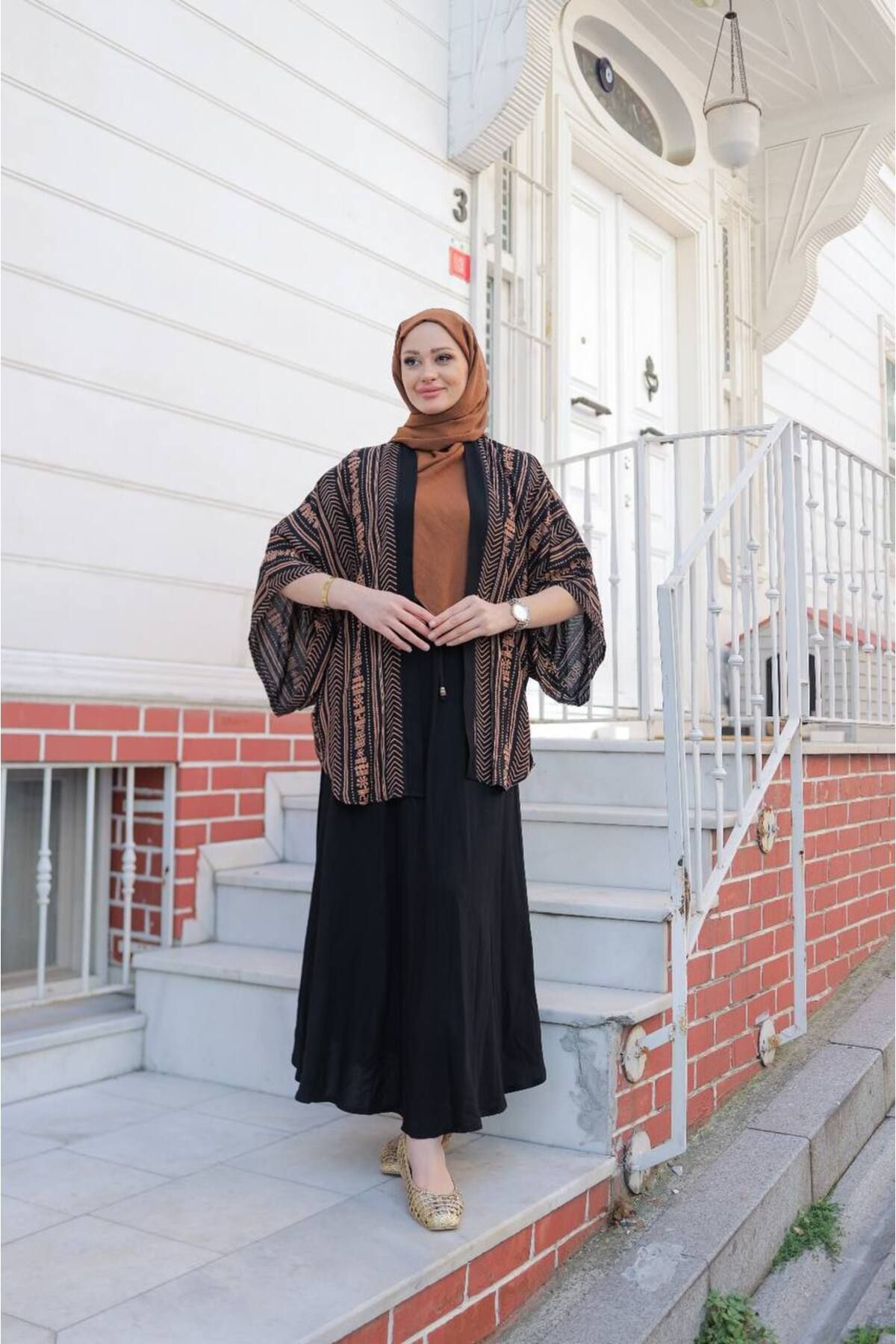 QUAWEAR Rahat Kesim Kısa Kol Desenli Kimono Beli Bağcıklı Etekli İkili Takım