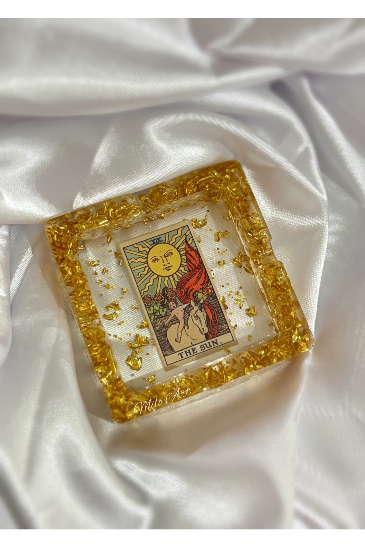 Milo Art The Sun Güneş Tarot Kartlı Epoksi Küllük Altın Varaklı Epoksi Küllük Kül Tabağı