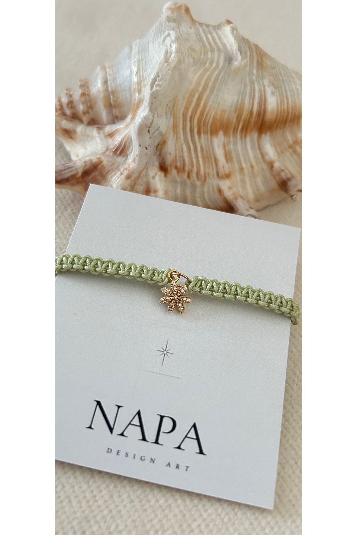 NapaDesignArt İpli Zirkon Yıldız Taşlı Kadın Örgü Yıldız Bileklik - Açık Yeşil renk