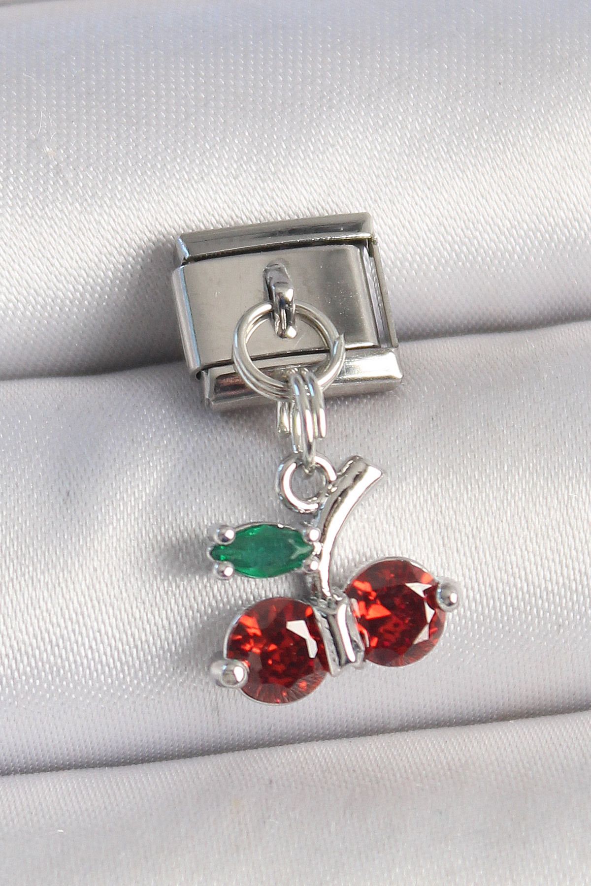 OEM 316L Çelik Gümüş Renk Zirkon Taşlı Kiraz Model Nomination Charm