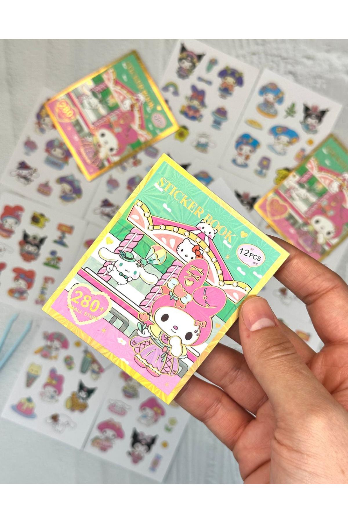 ZeCo Collection Sevimli Sanrio Karakterli My Melodi Desenli 12 Yaprak Mini Defter Sticker Yeşil Renk
