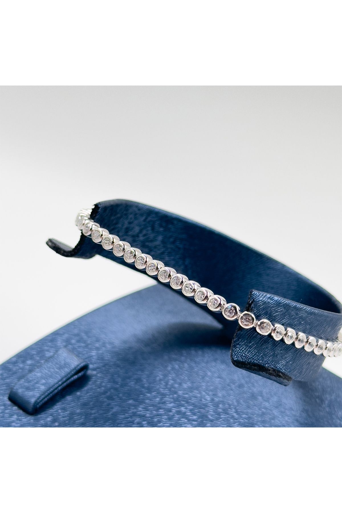 Livora Jewelry Klasik Su Yolu Gümüş Bileklik - 2MM