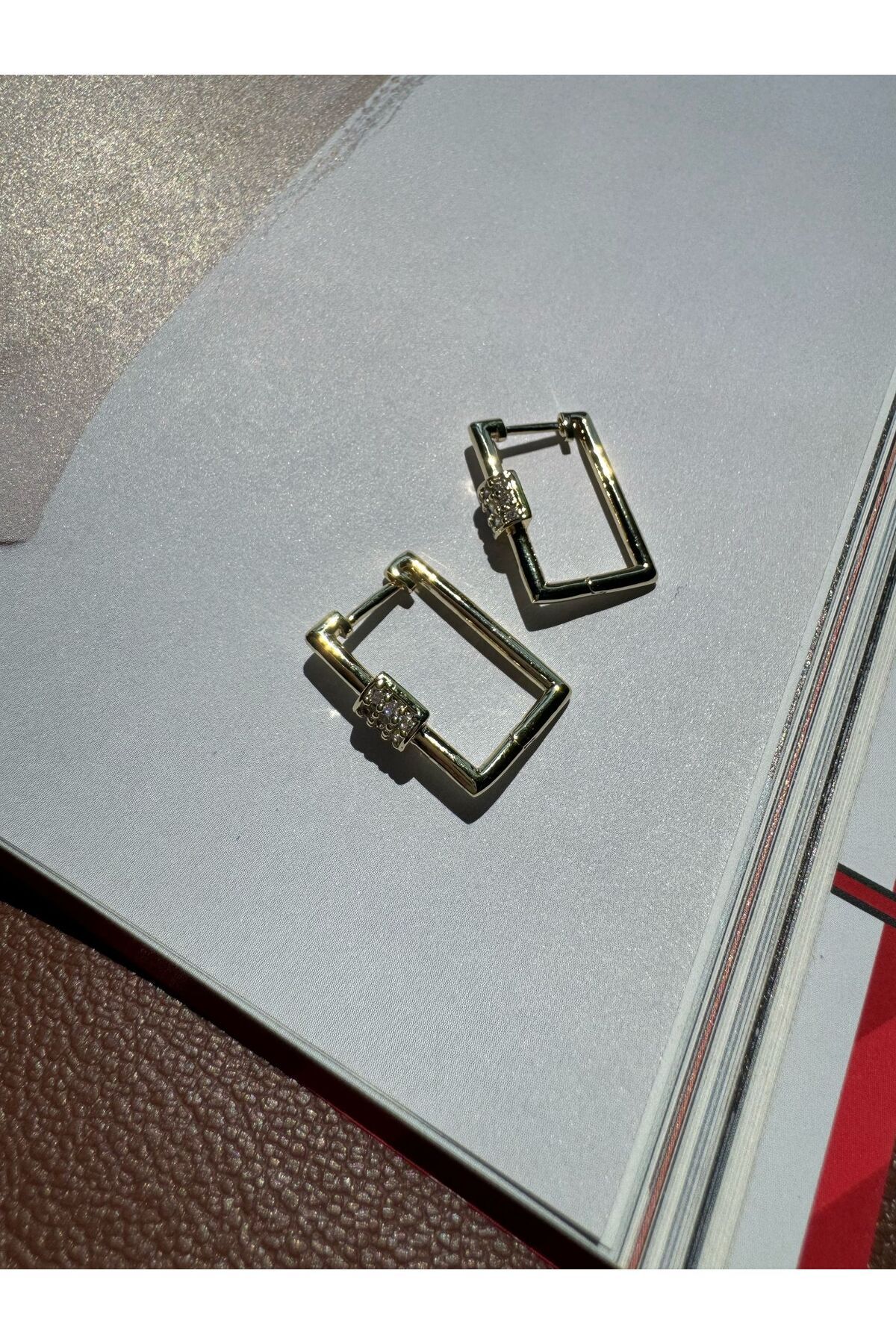 MODA 14k Rengi Vip Seri Küpe