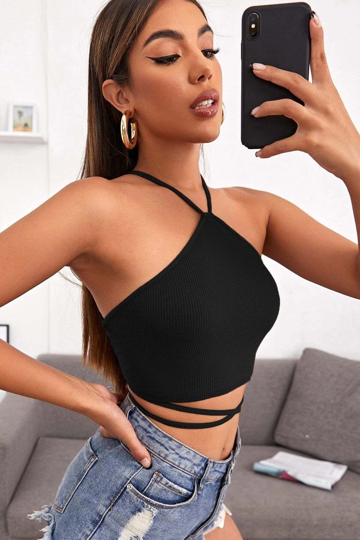 Ethab Ticaret Kadın Siyah Sırtı Açık Boyundan Çapraz Bağlamalı Crop Top Bluz