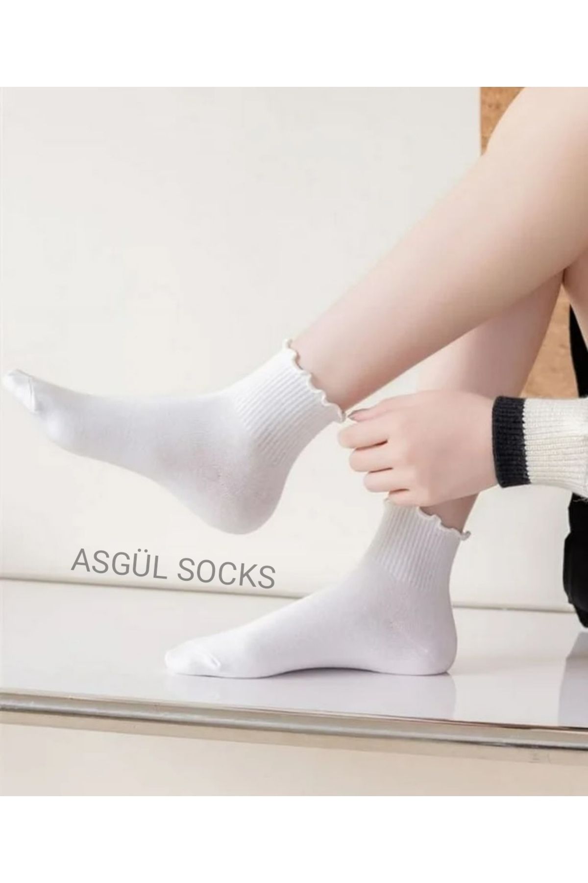 ASGÜL SOCKS Fırfır detaylı çorap seti 4 çift