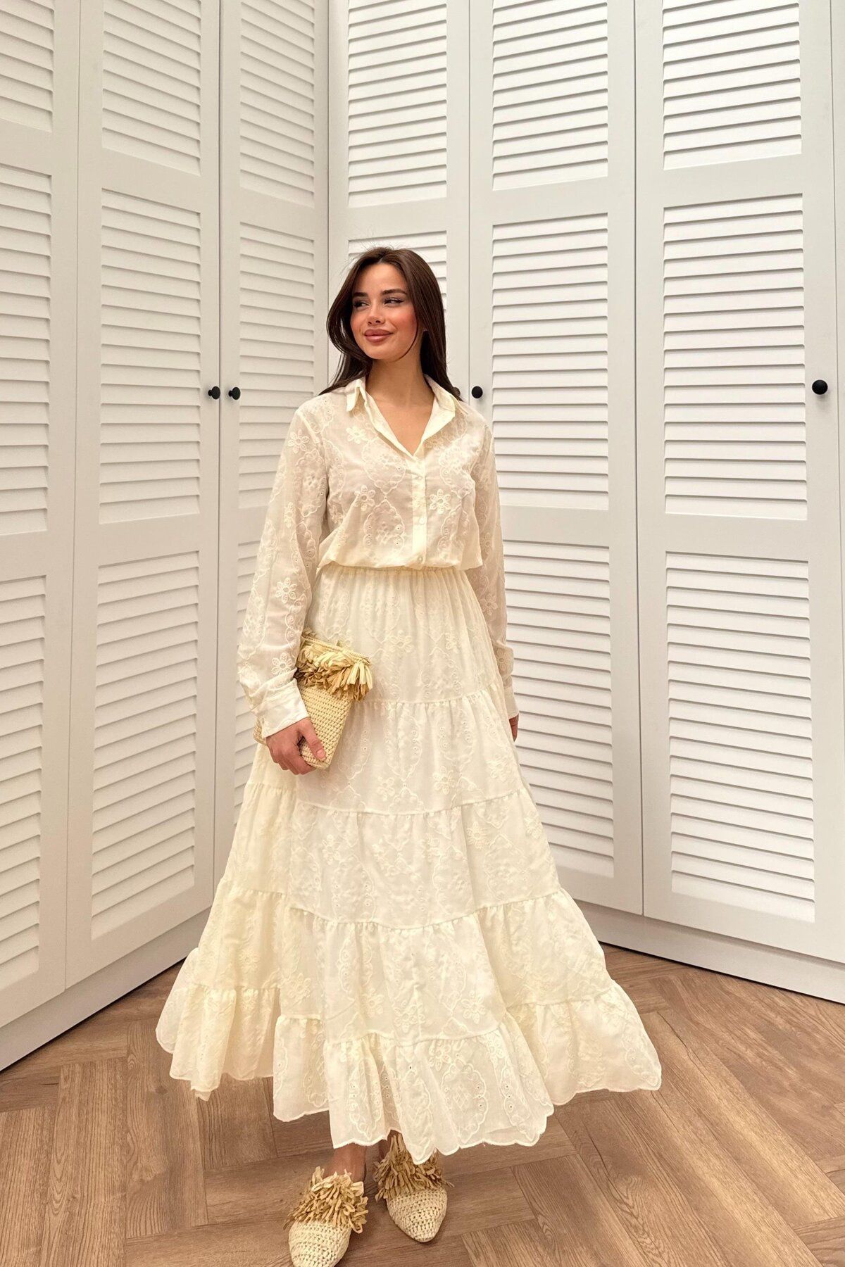 Julidress Krem Brode Nakışlı Maxi Uzun Premium Elbise