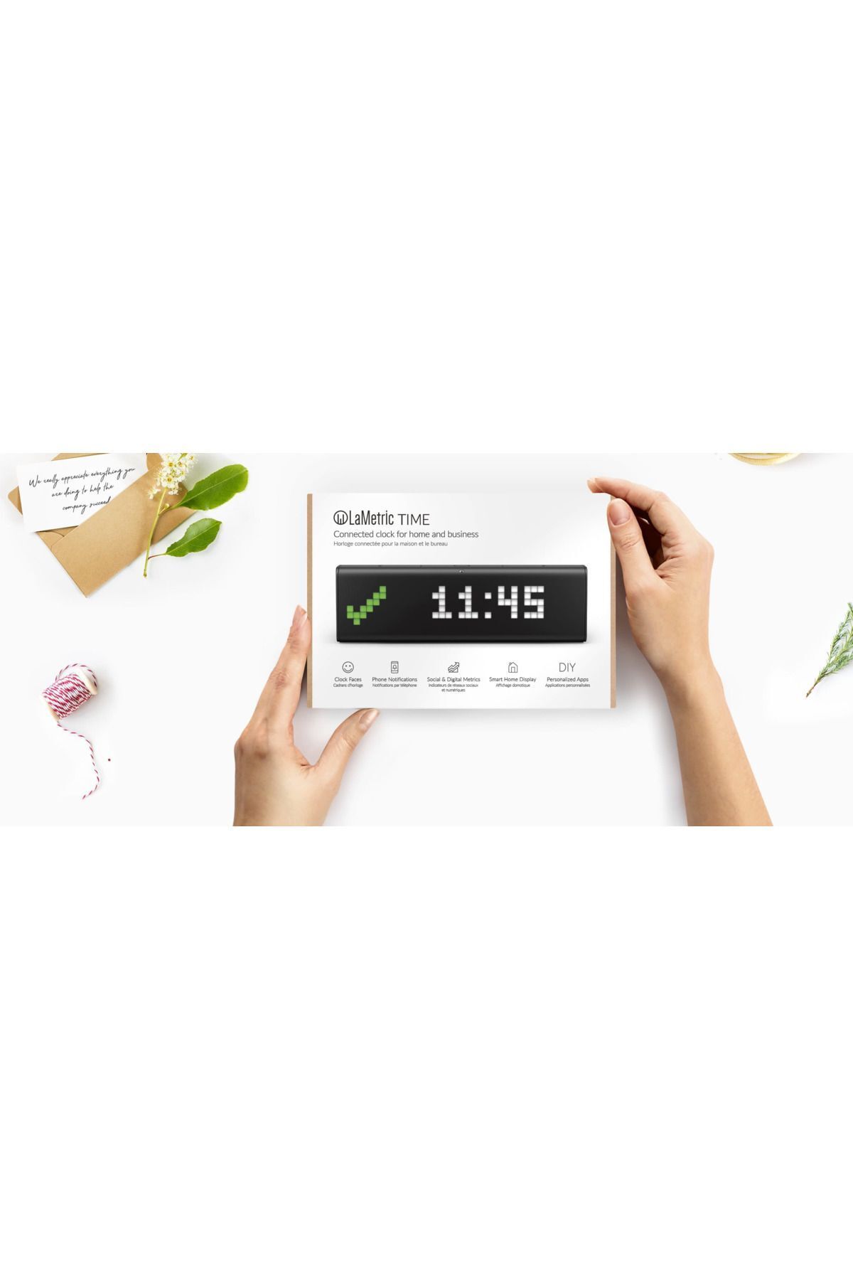 LaMetric Time Akıllı Masaüstü Saat