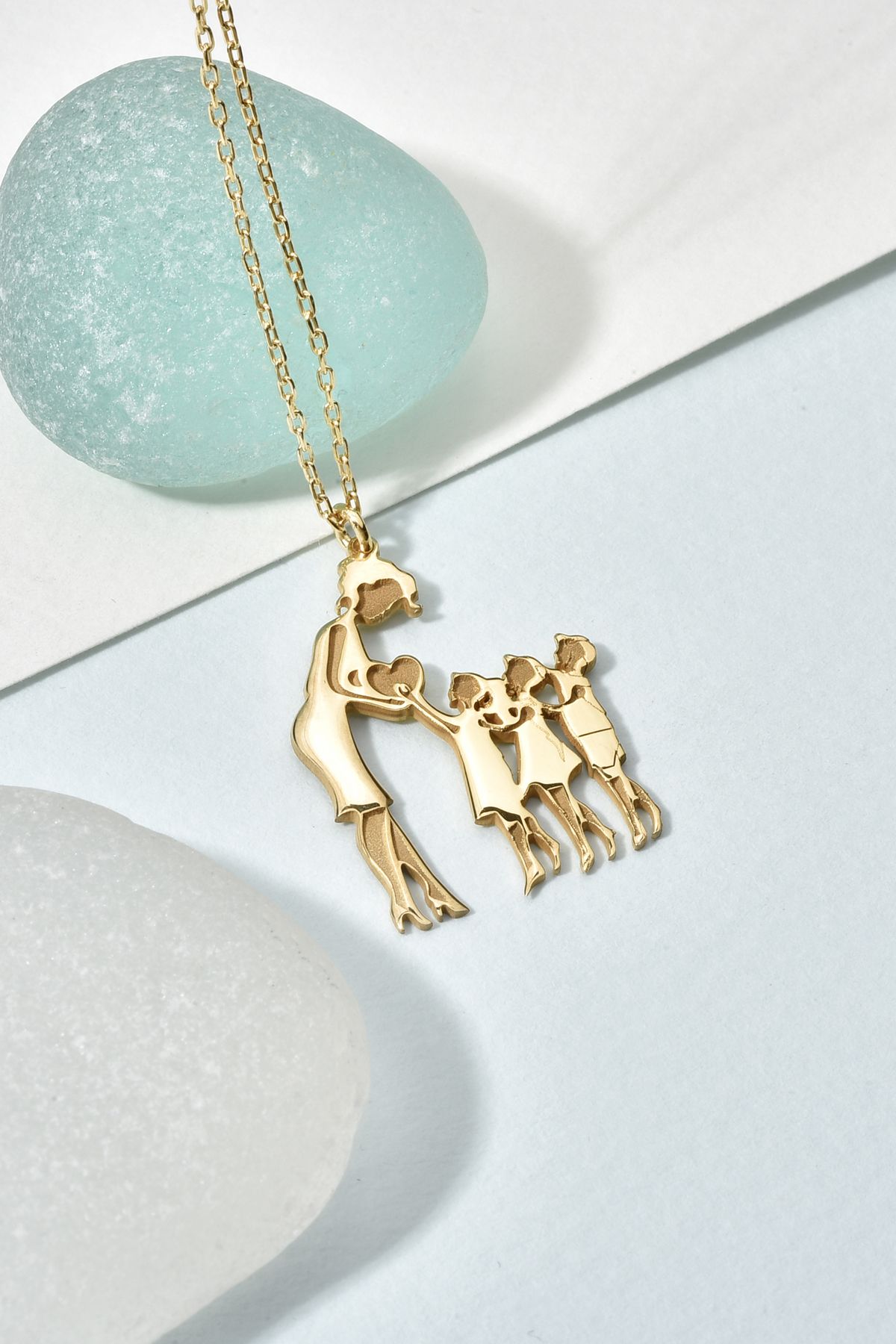 Nox Jewelry 14 Ayar Altın Kaplama Anne ve İki Kız Bir Erkek Çocuk Aile Aşk Gümüş Kolye - CN00446